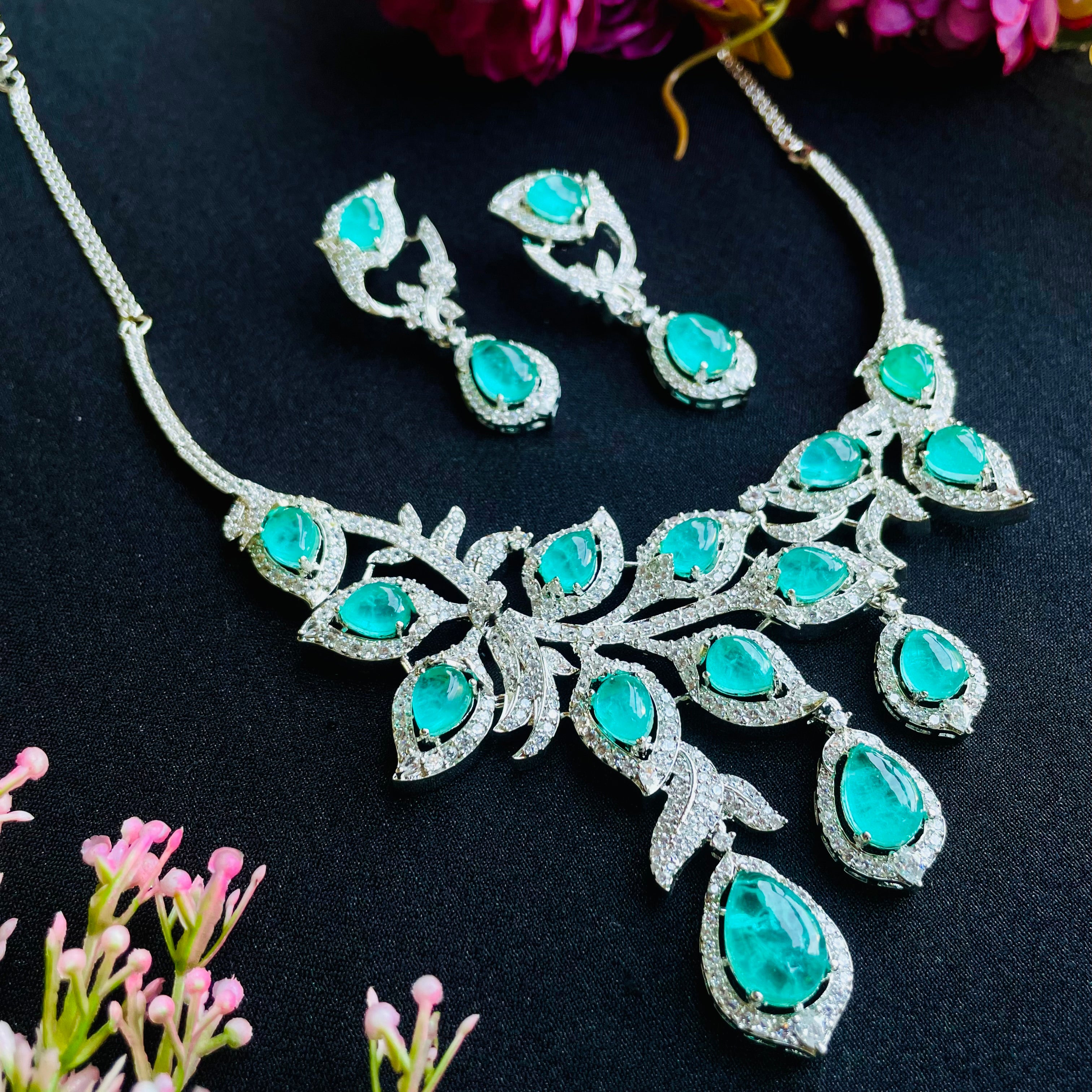 Ad Raina Neckpiece