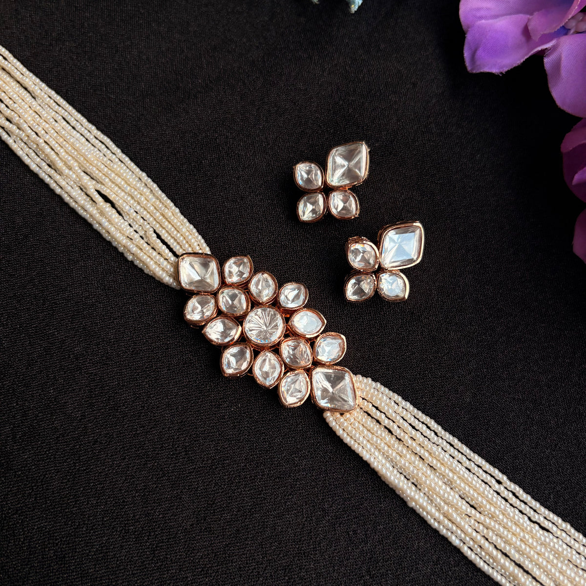 Mishri Choker