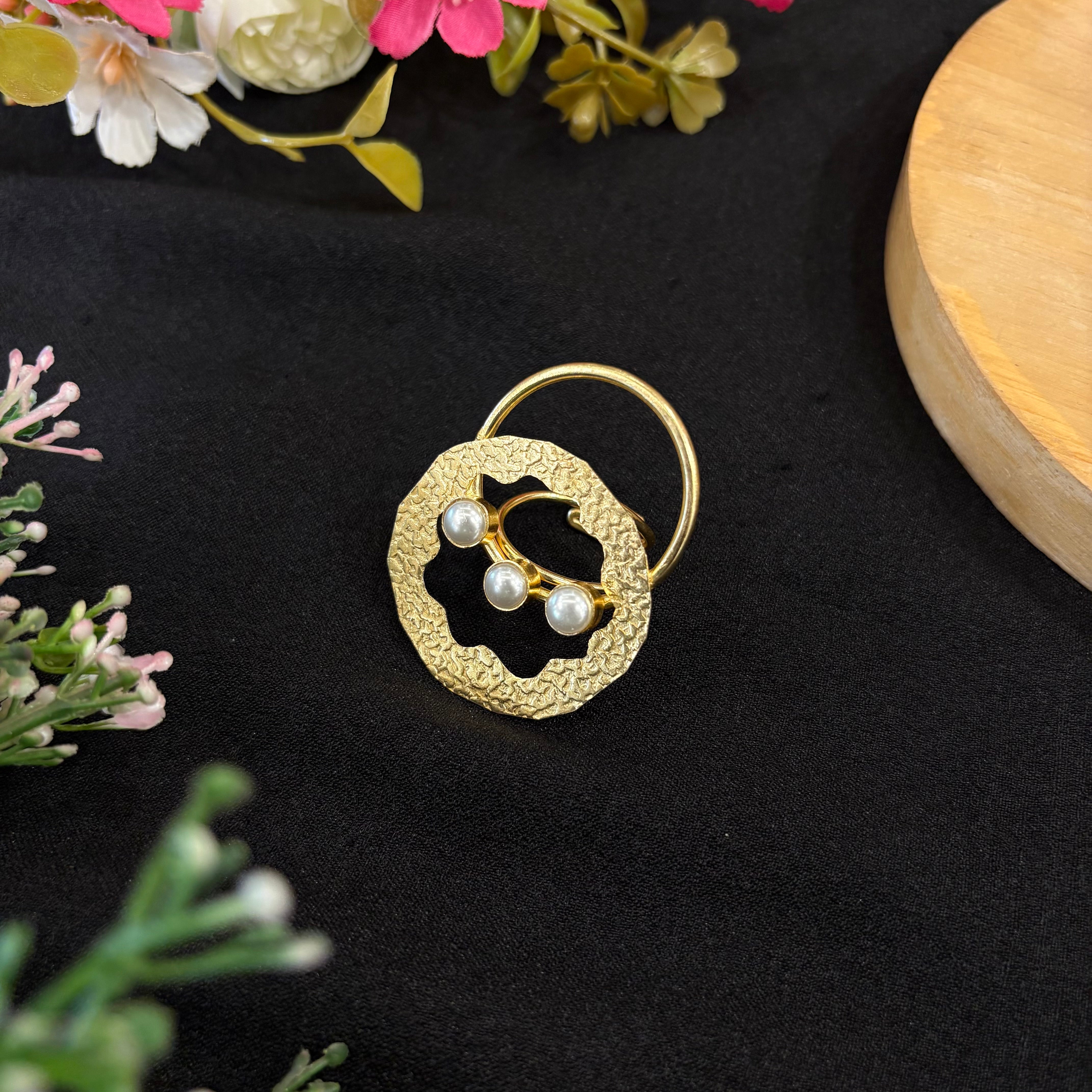 Aurelia Pearl Orbit Ring