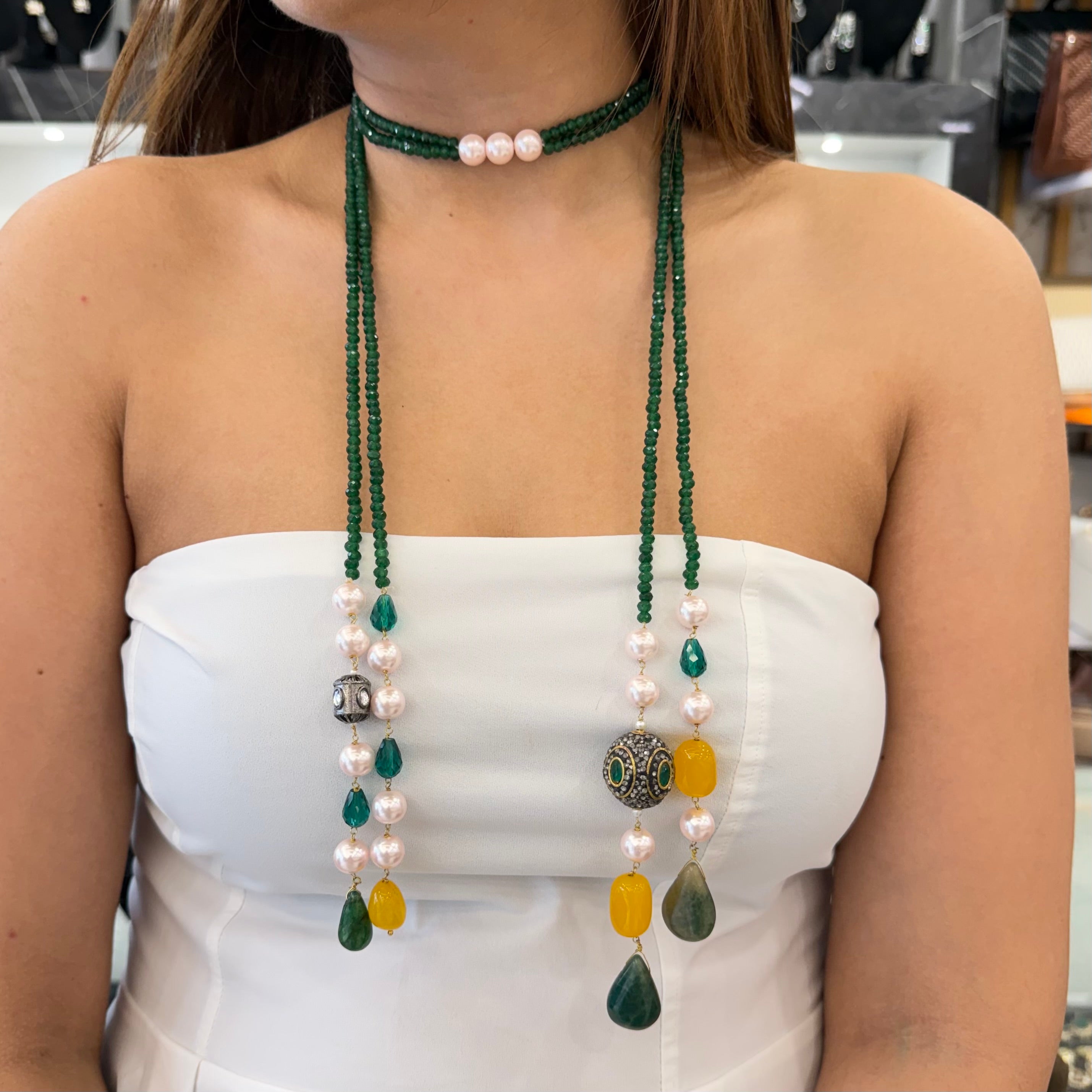 Nayaab Vanessa pearl long neckpiece