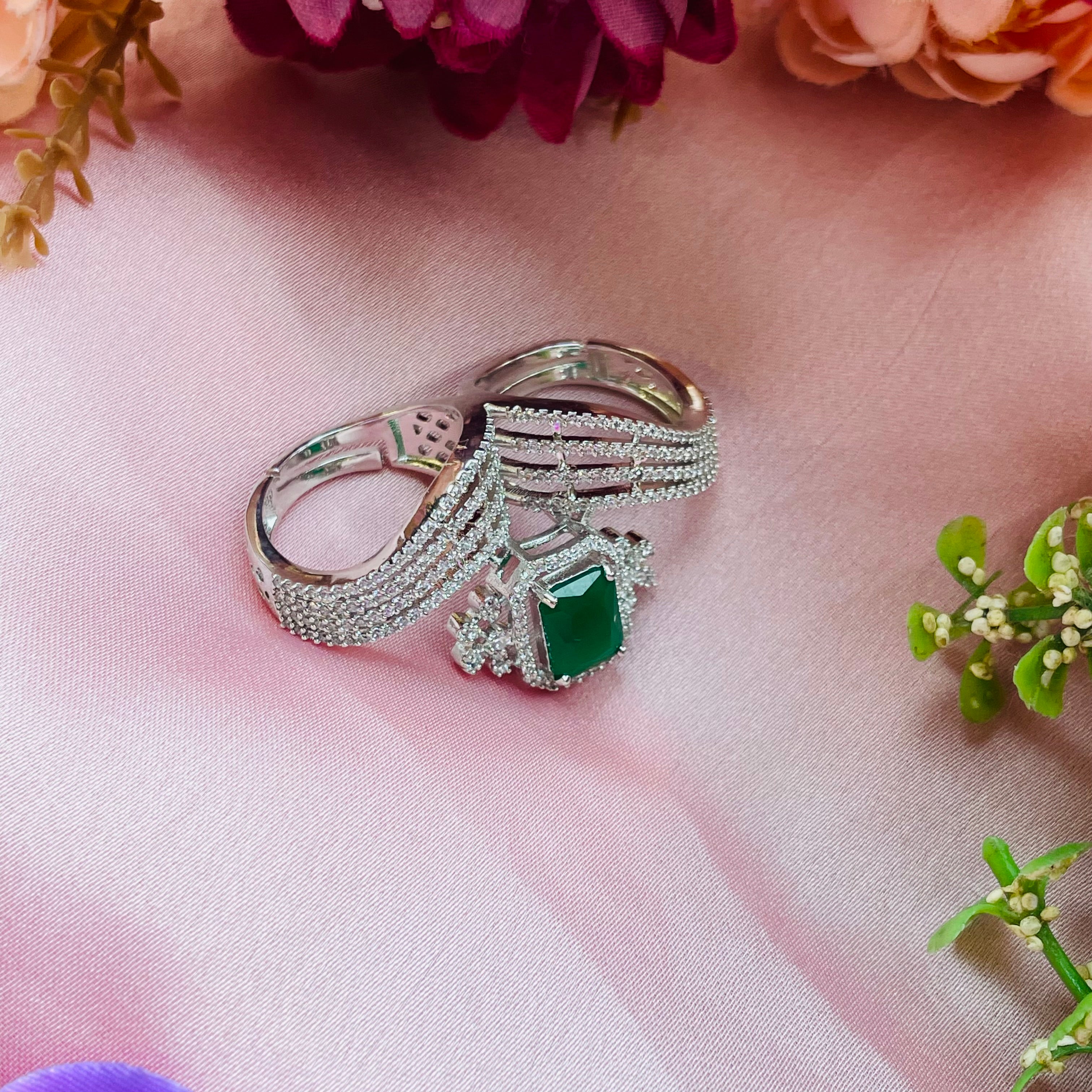 Ad Billie ring adjustable