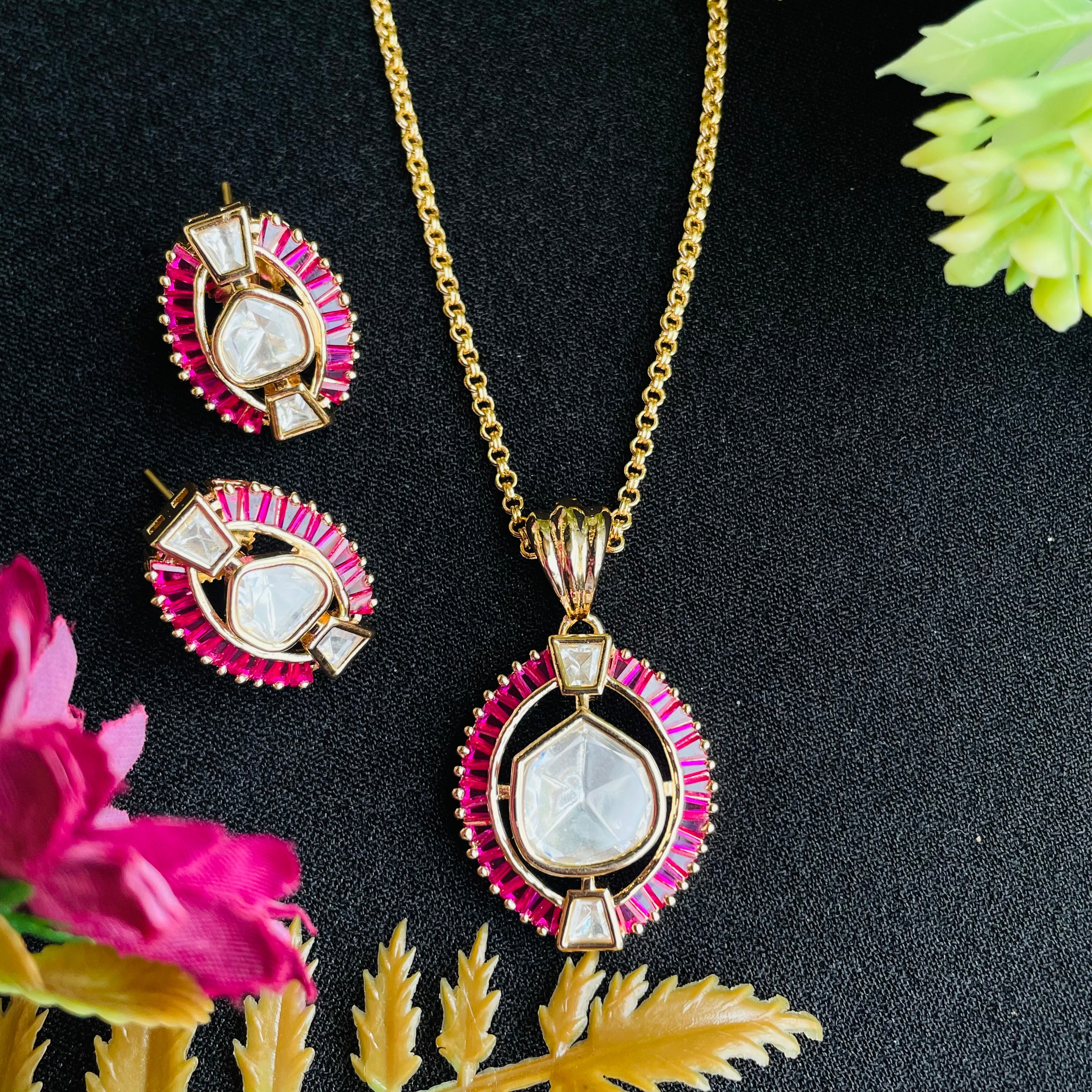 Nayaab Anika Polki Pendant