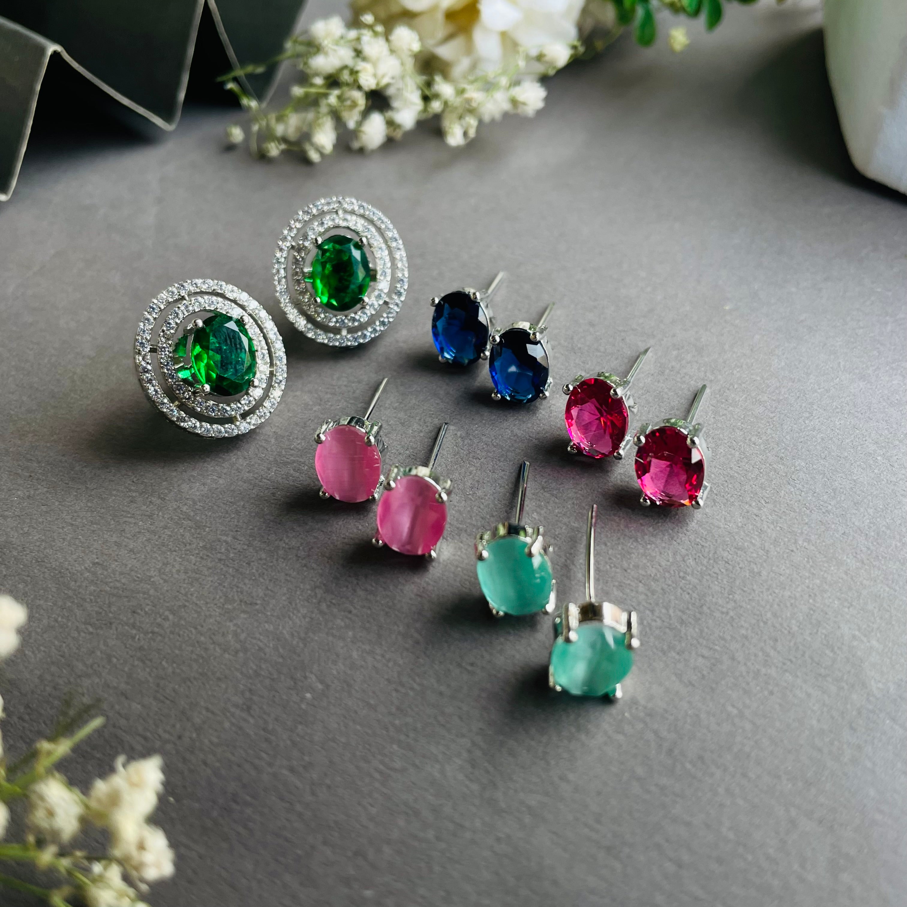 Ad Elaine studs colour changeable