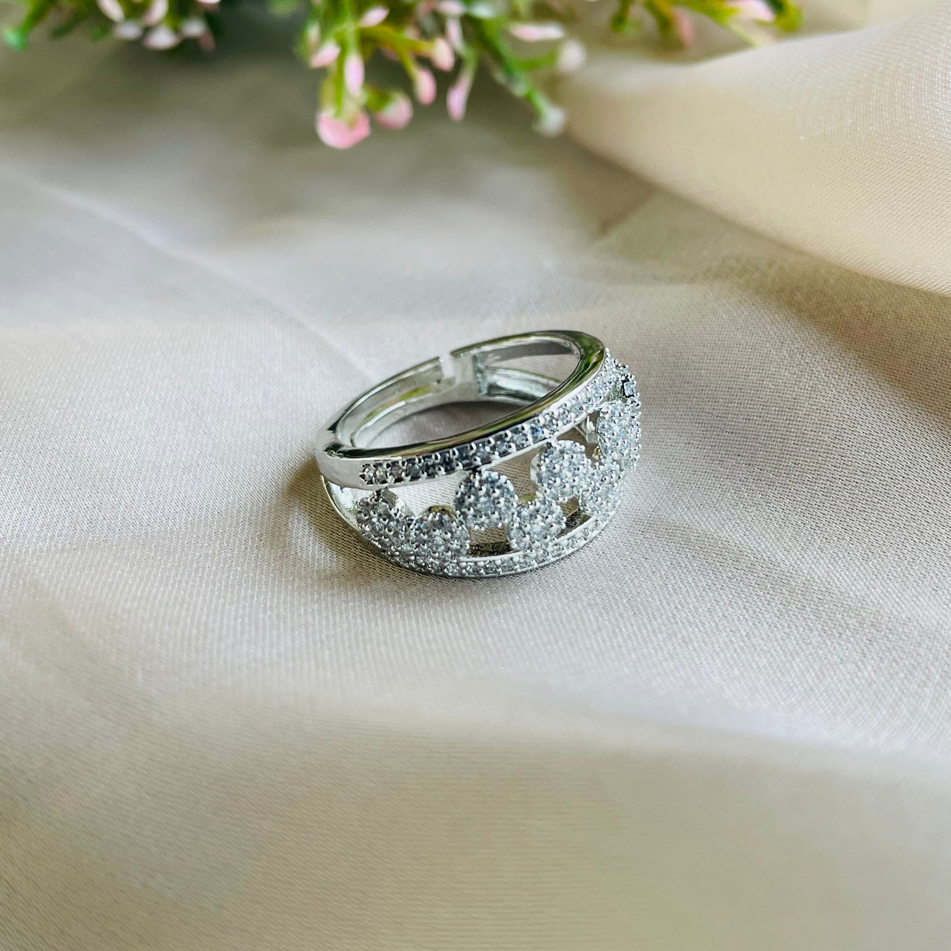 Ad Jessie ring adjustable