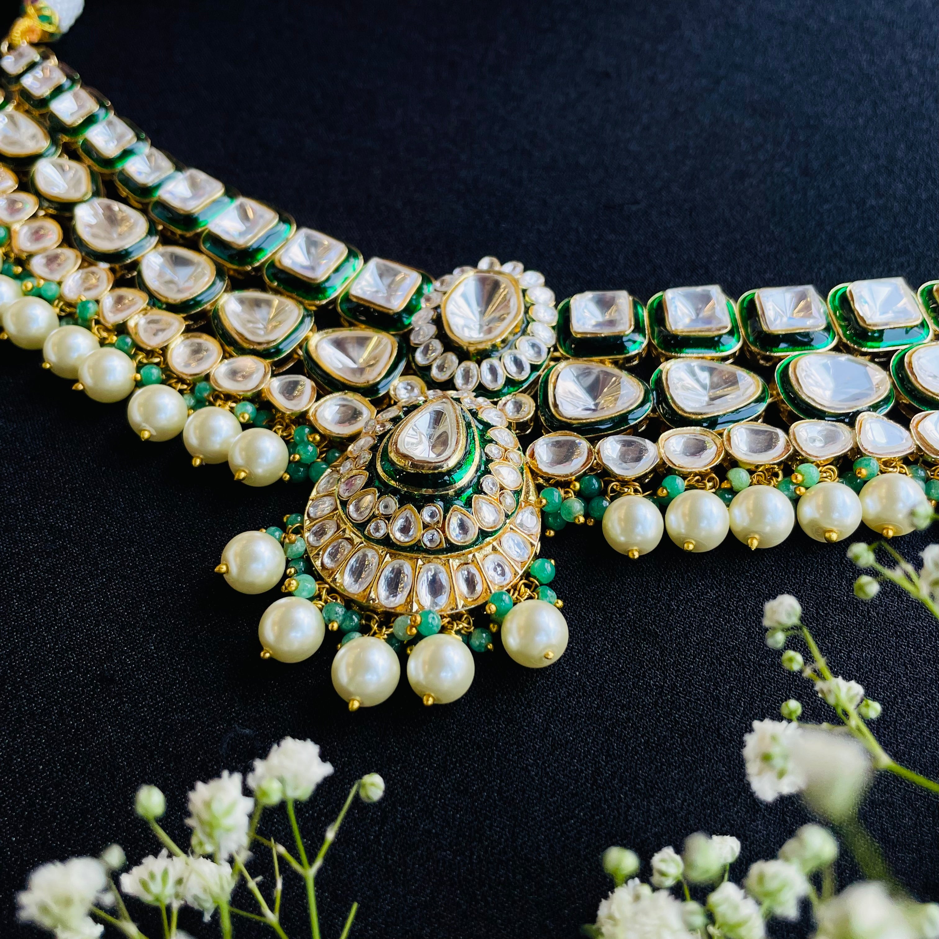 Nayaab Kayenat Polki Neckpiece