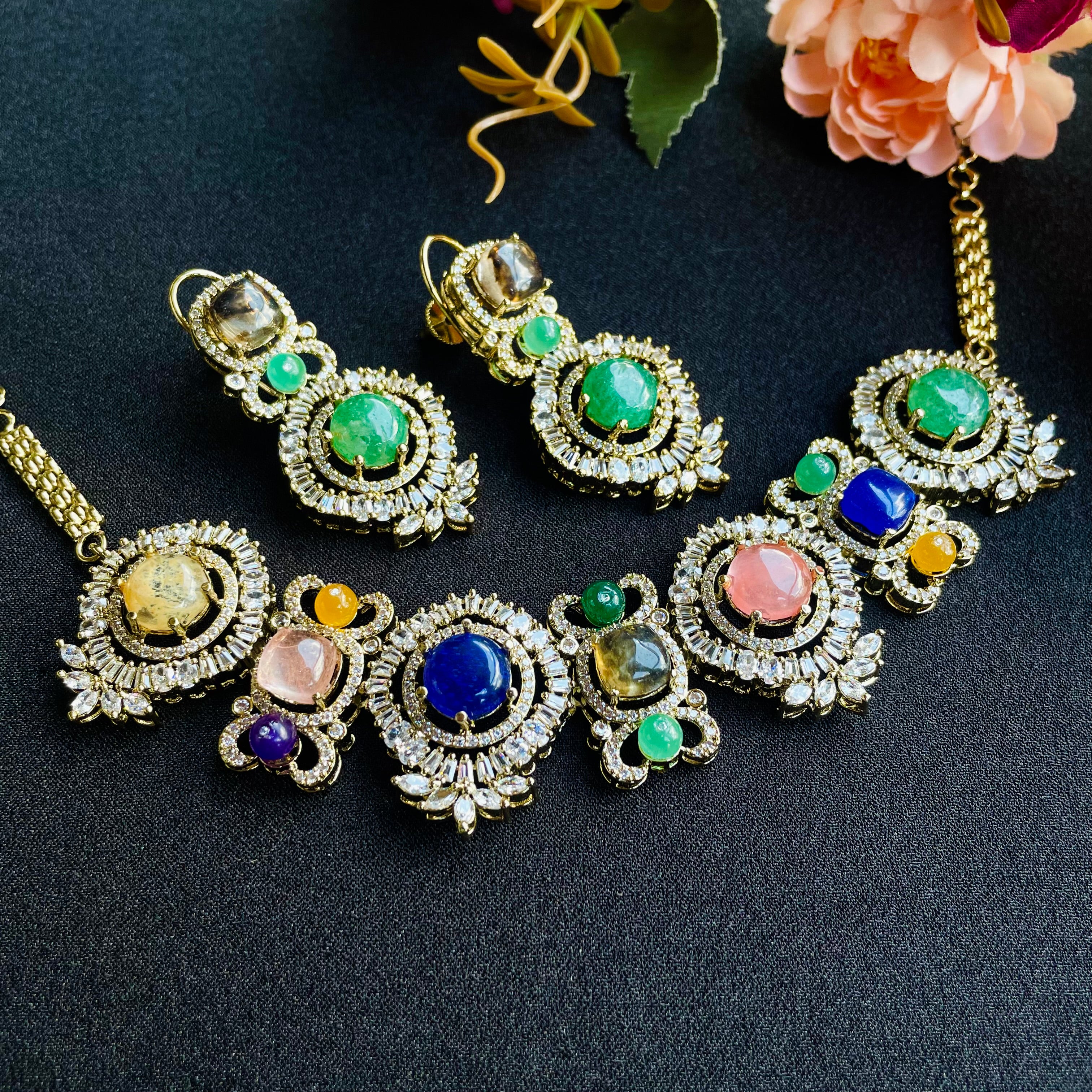 Nayaab Haniya Navratna Neckpiece