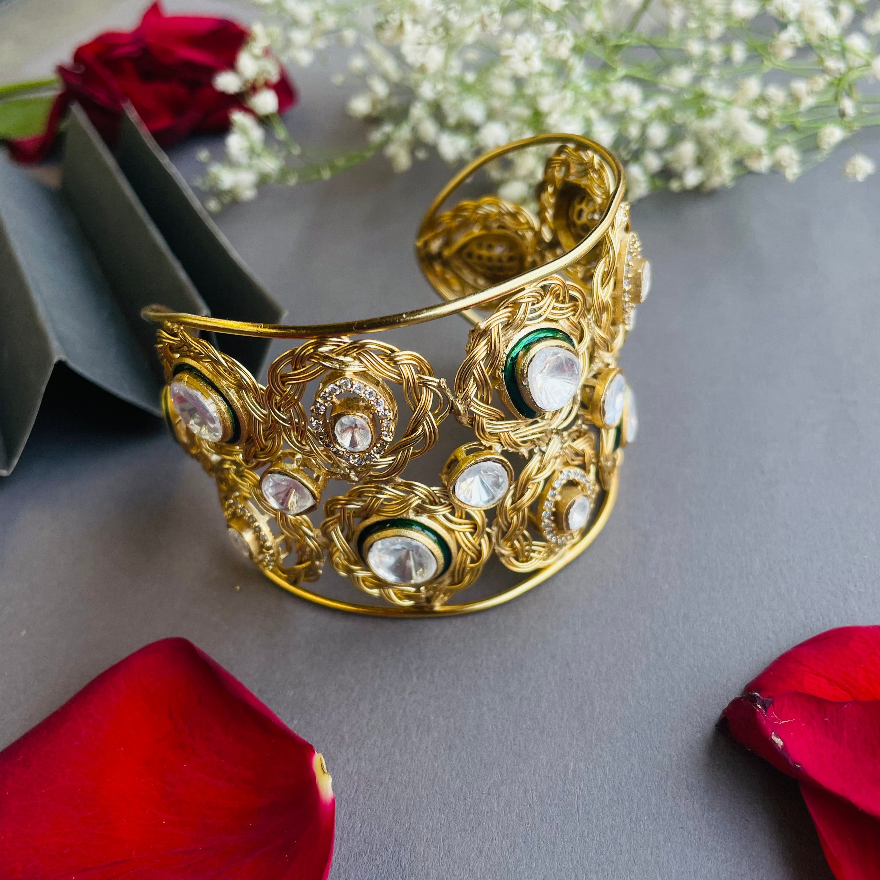 Nayaab Stella bracelet