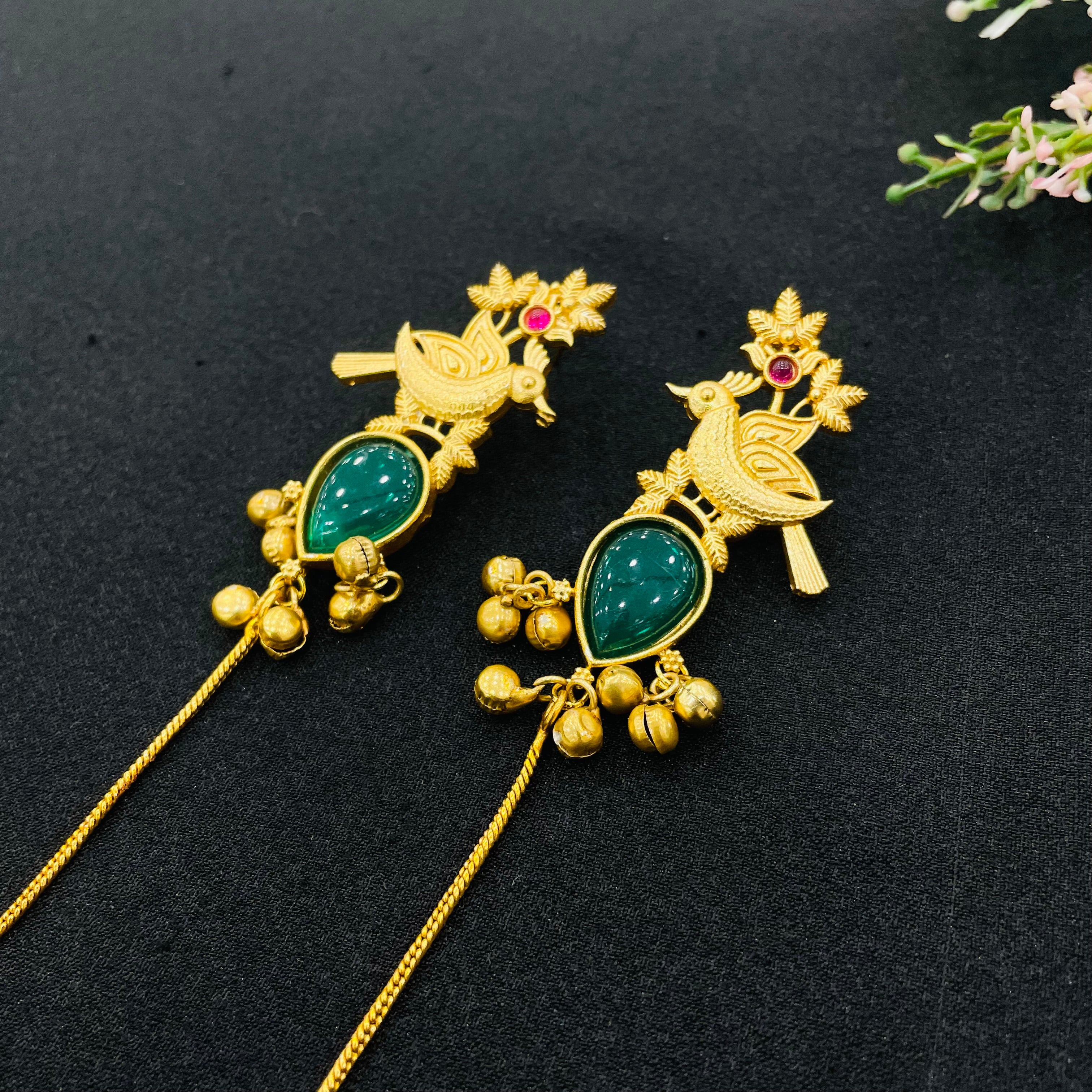 Nayaab Vedika Earrings