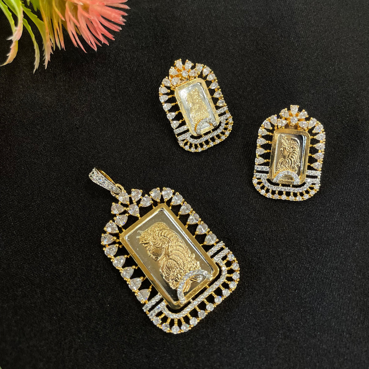 AD Vihana Pendant Set