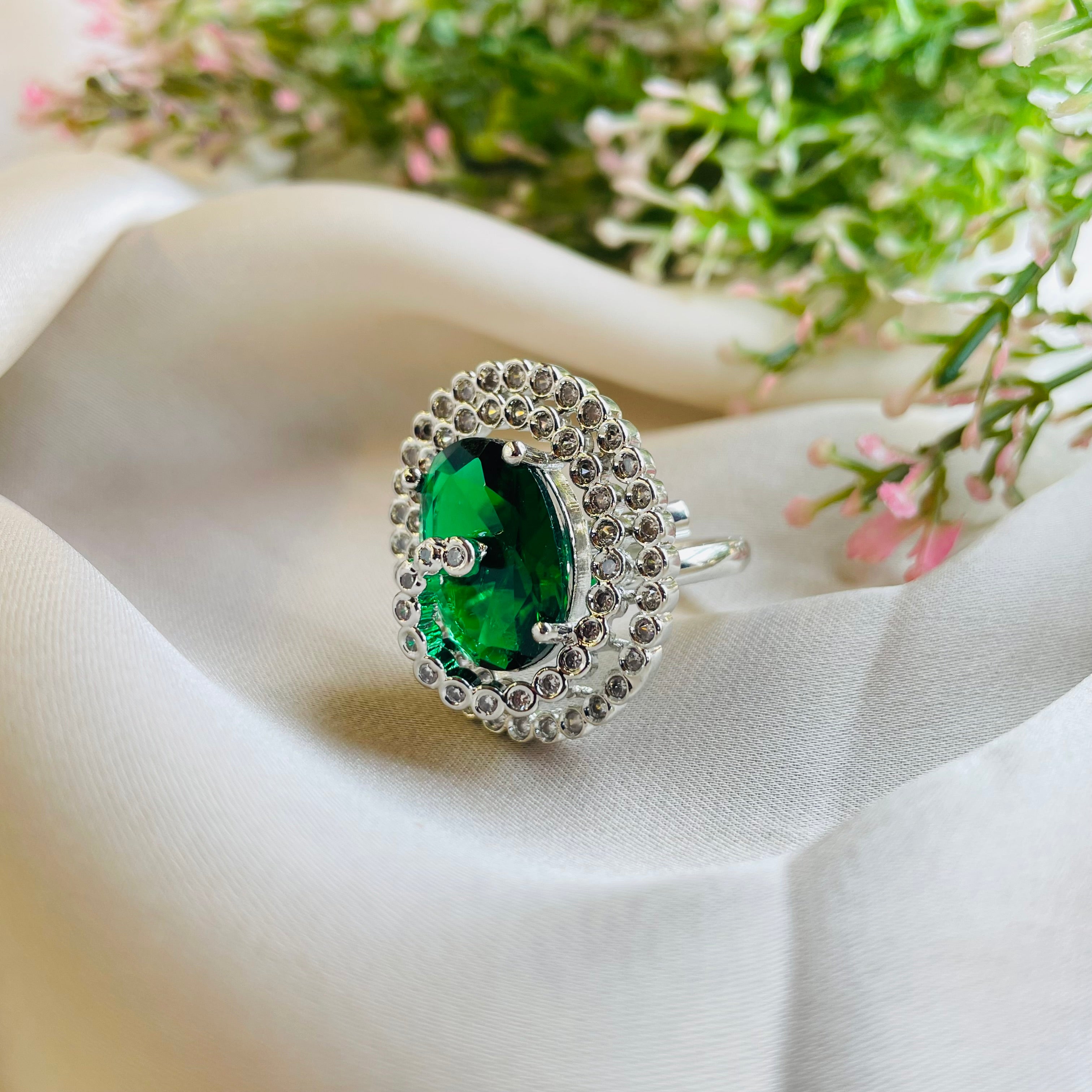 Ad Mary ring adjustable