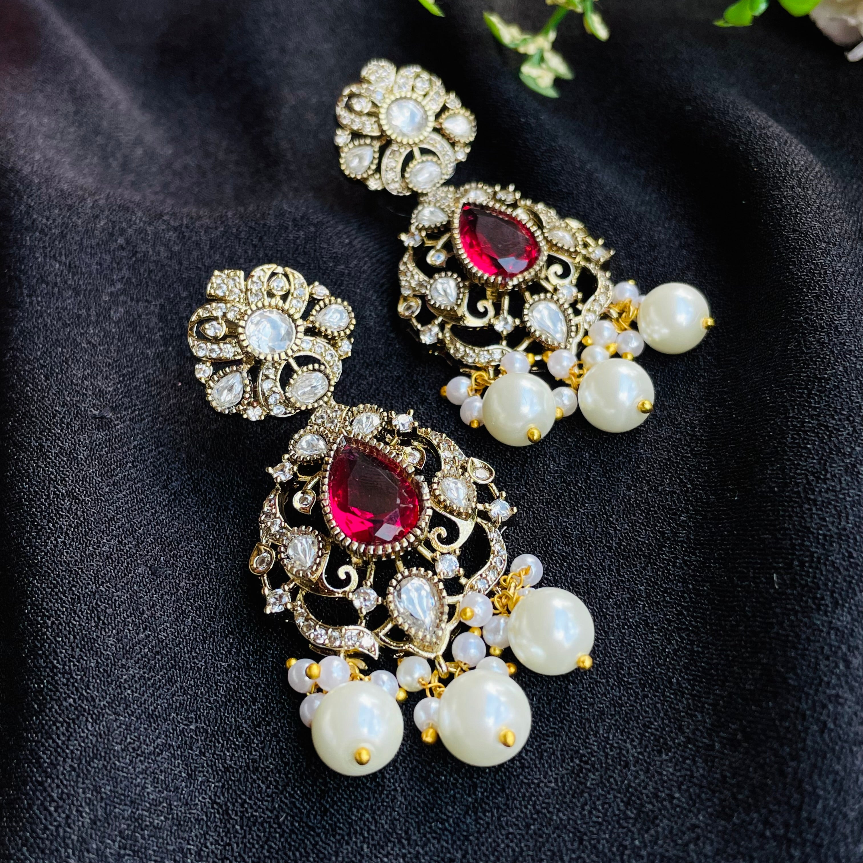Nayaab Rani Neckpiece