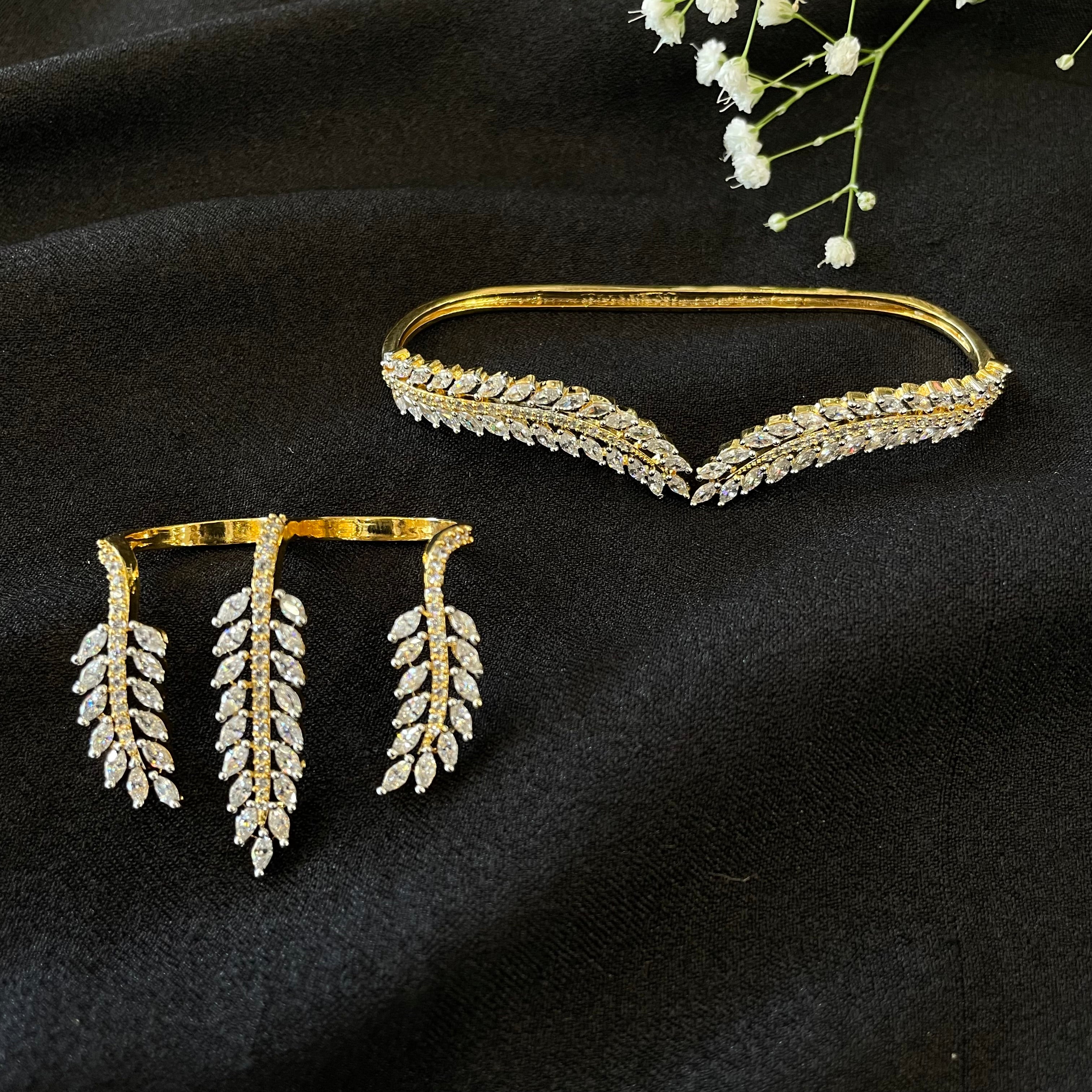 Ad Elara Hand Cuff with ring