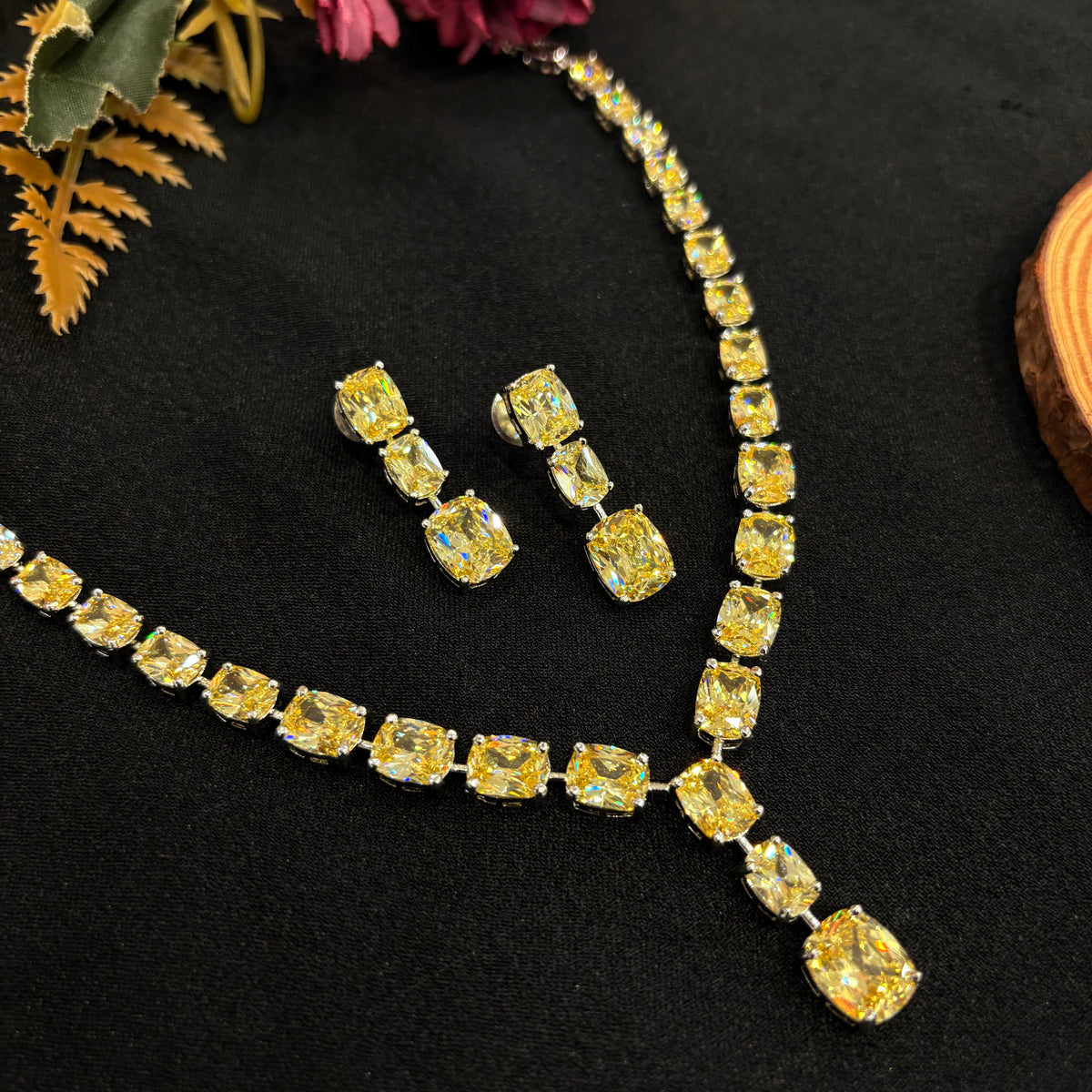 Aarohi Citrine Neckpiece