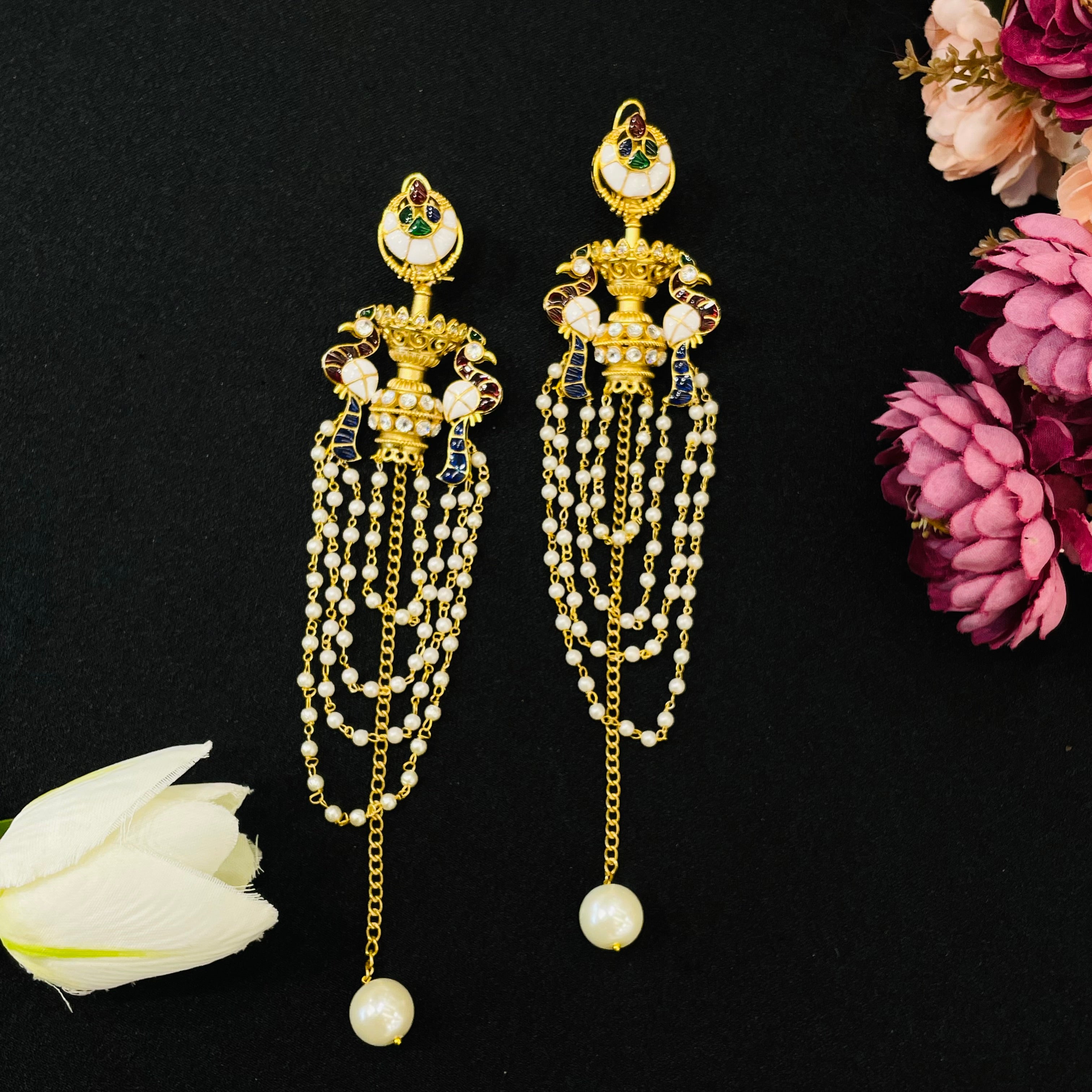 Nayaab saanvi earrings