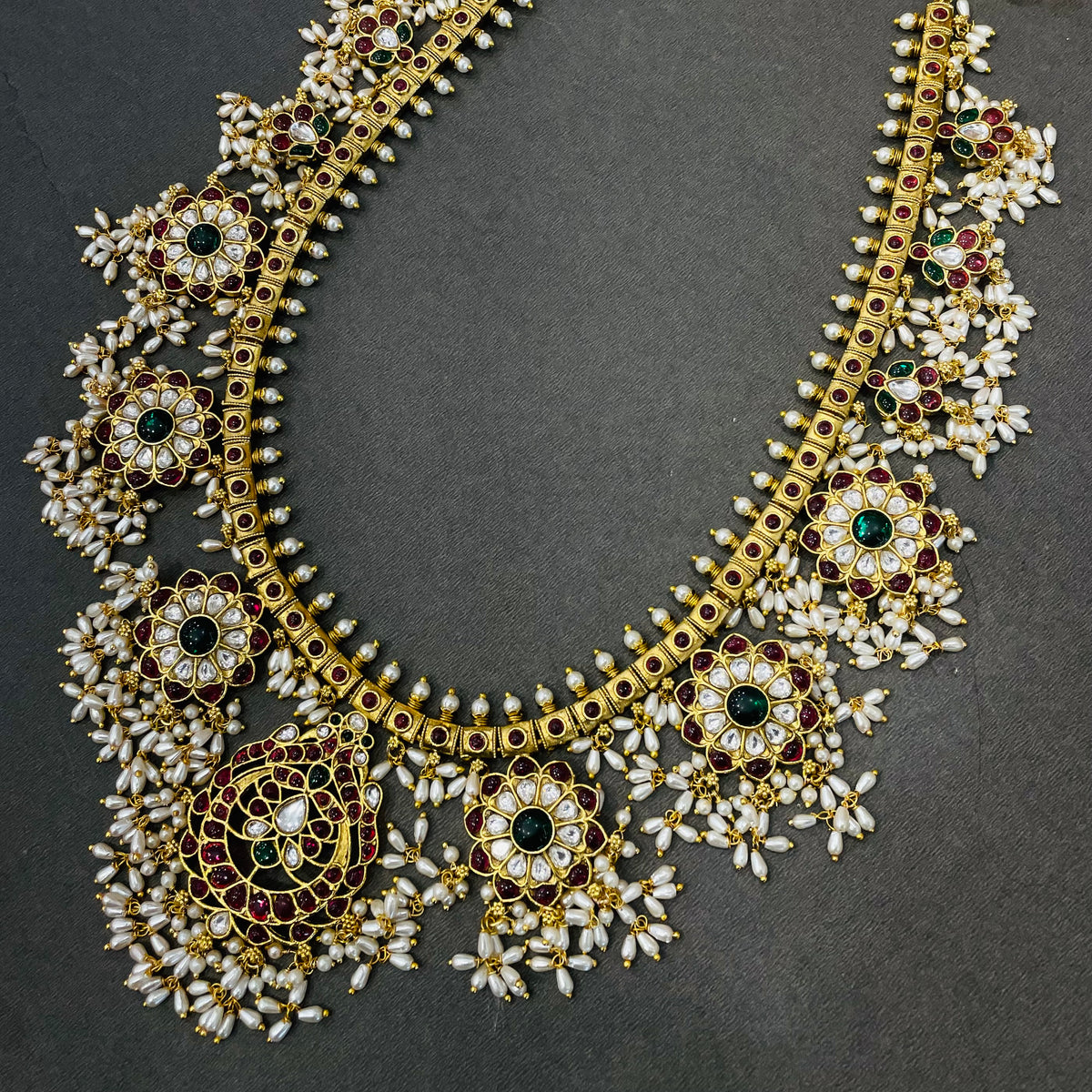 Gulrukh Neckpiece