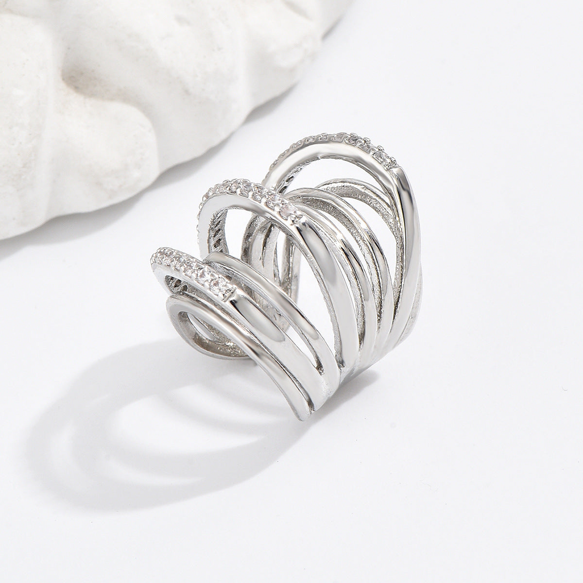 Layla Winona Earcuff