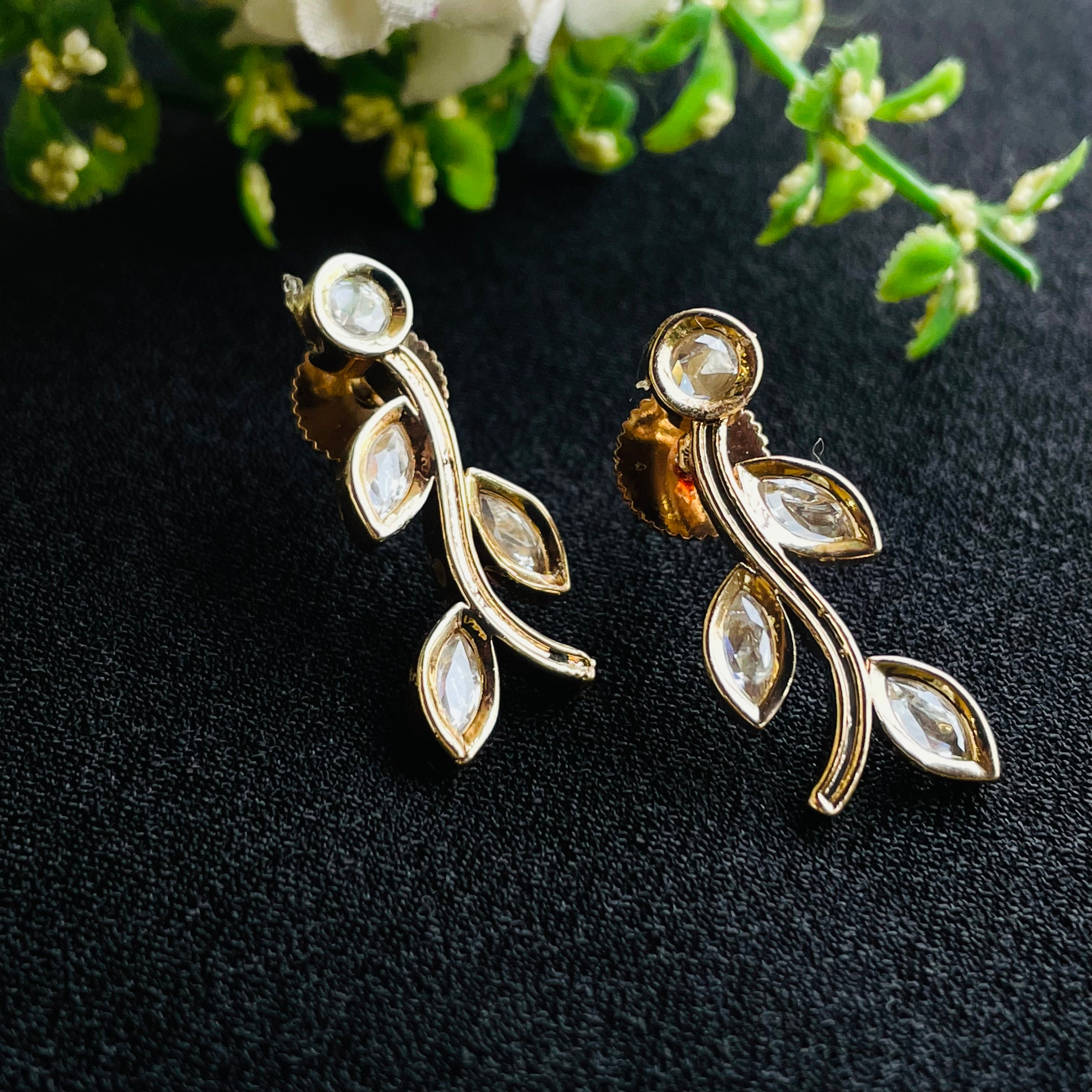 Nayaab Malika Polki Neckpiece