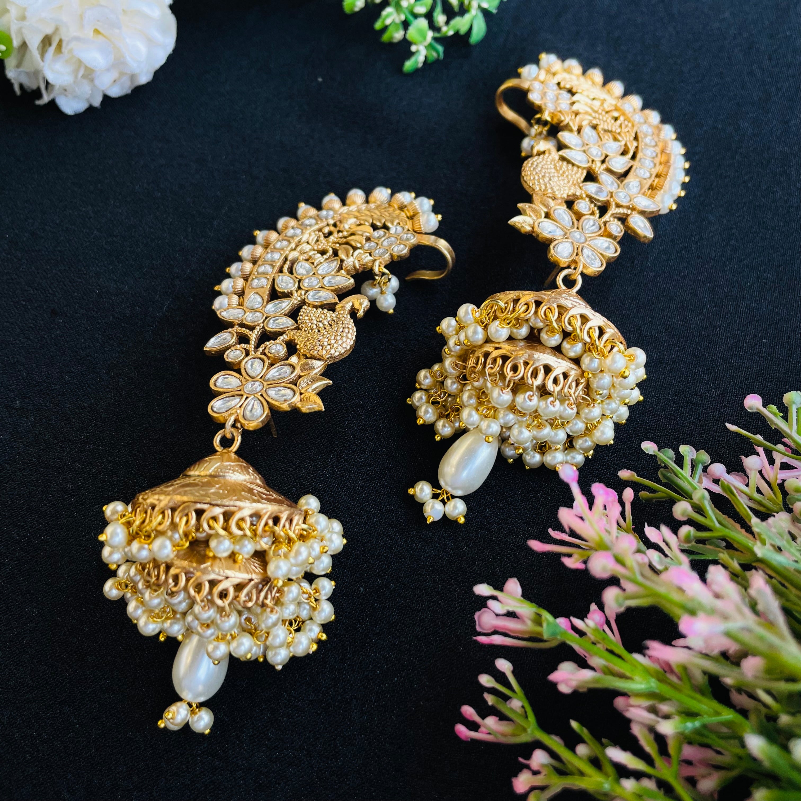 Nayaab Bhavya Earcuff