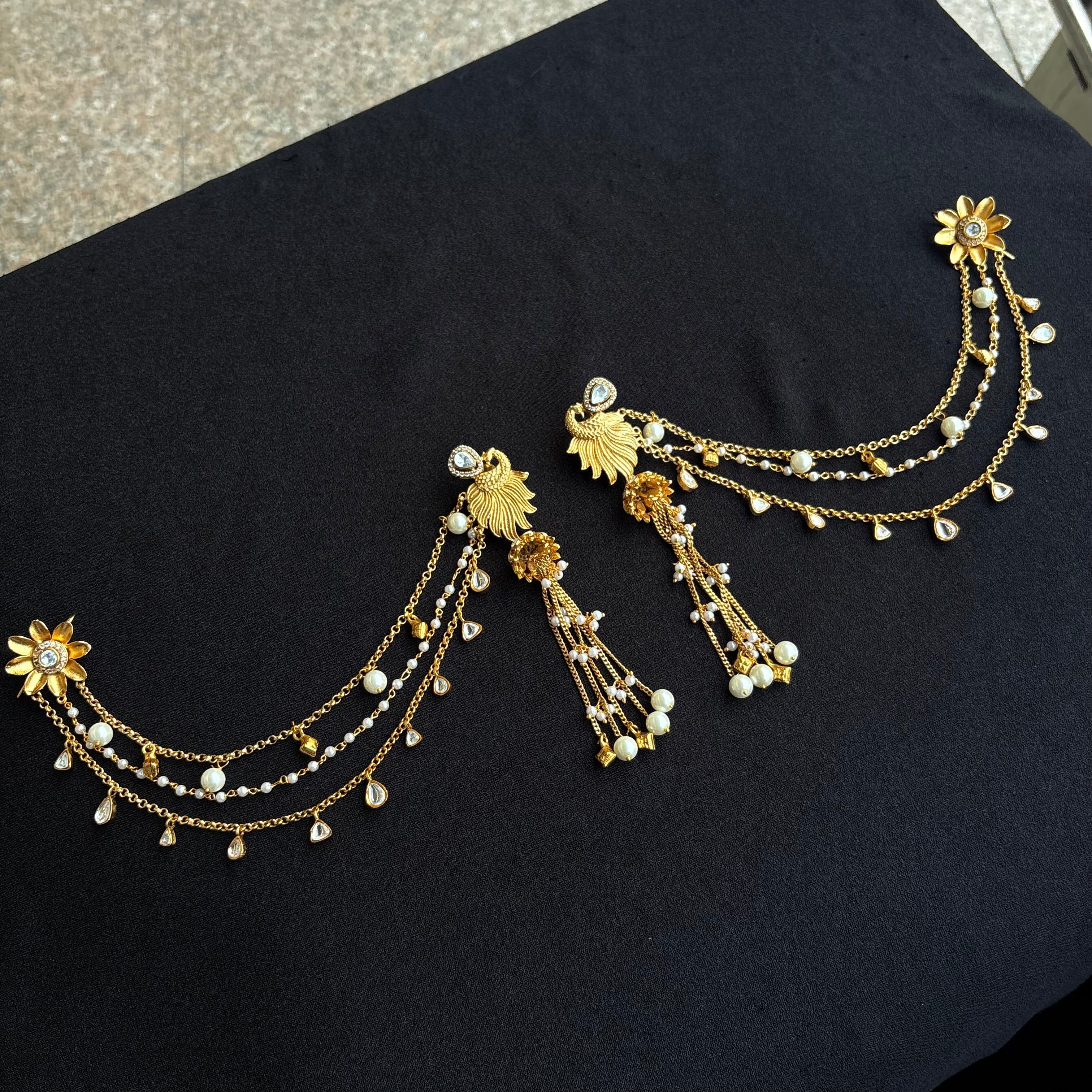 Nayaab Aarohi Earrings