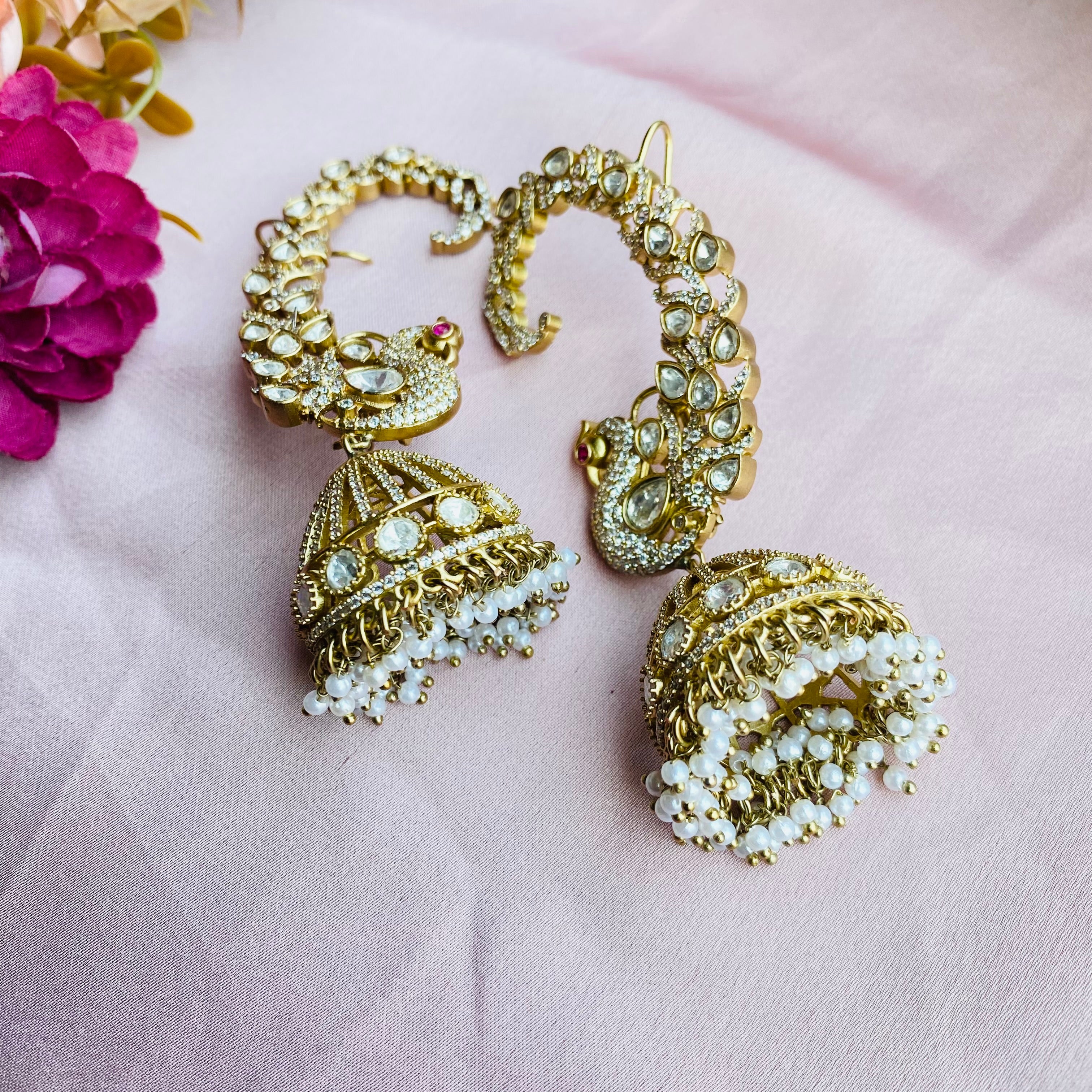 Naayab Sofiya earcuff