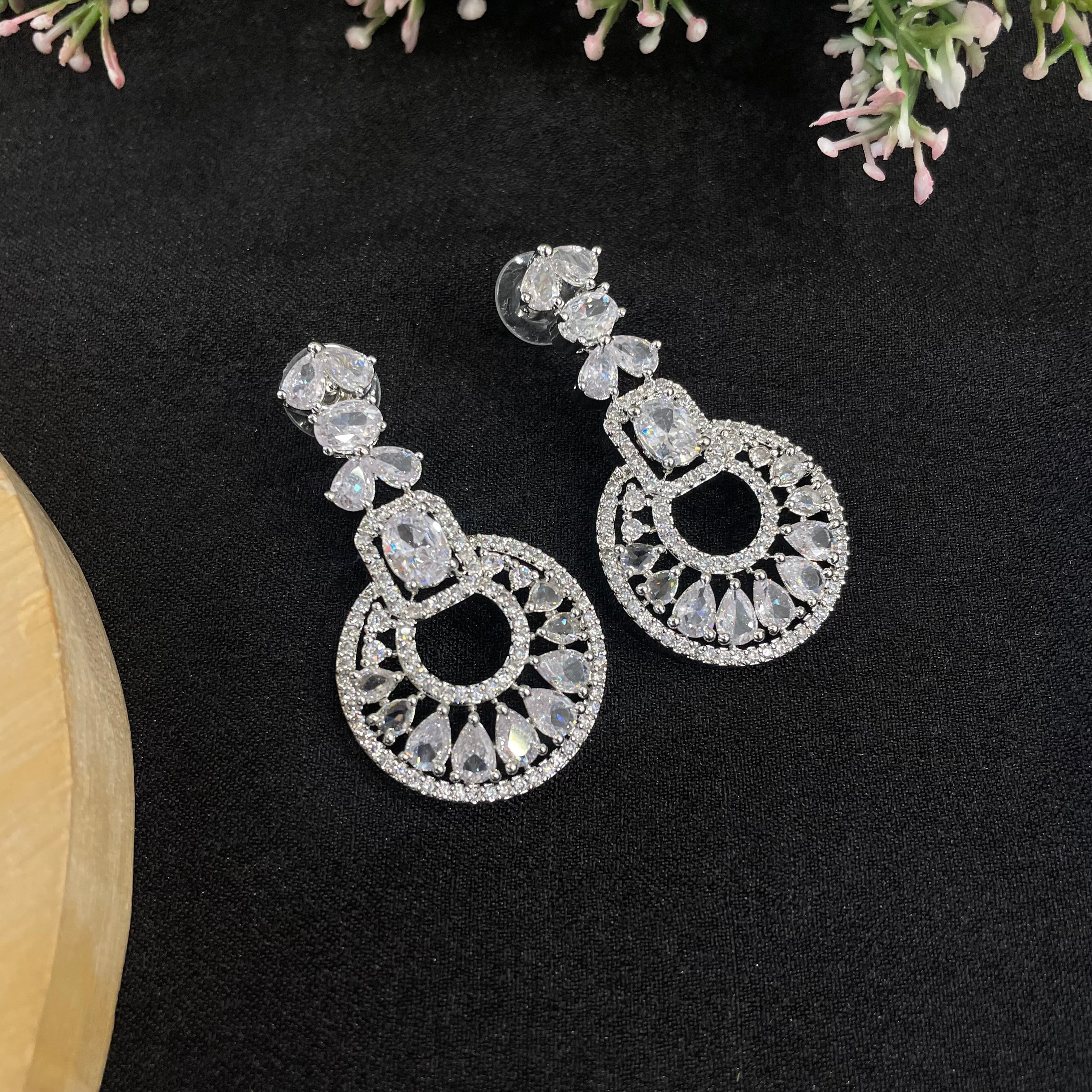 Ad Esha earrings with tikka set