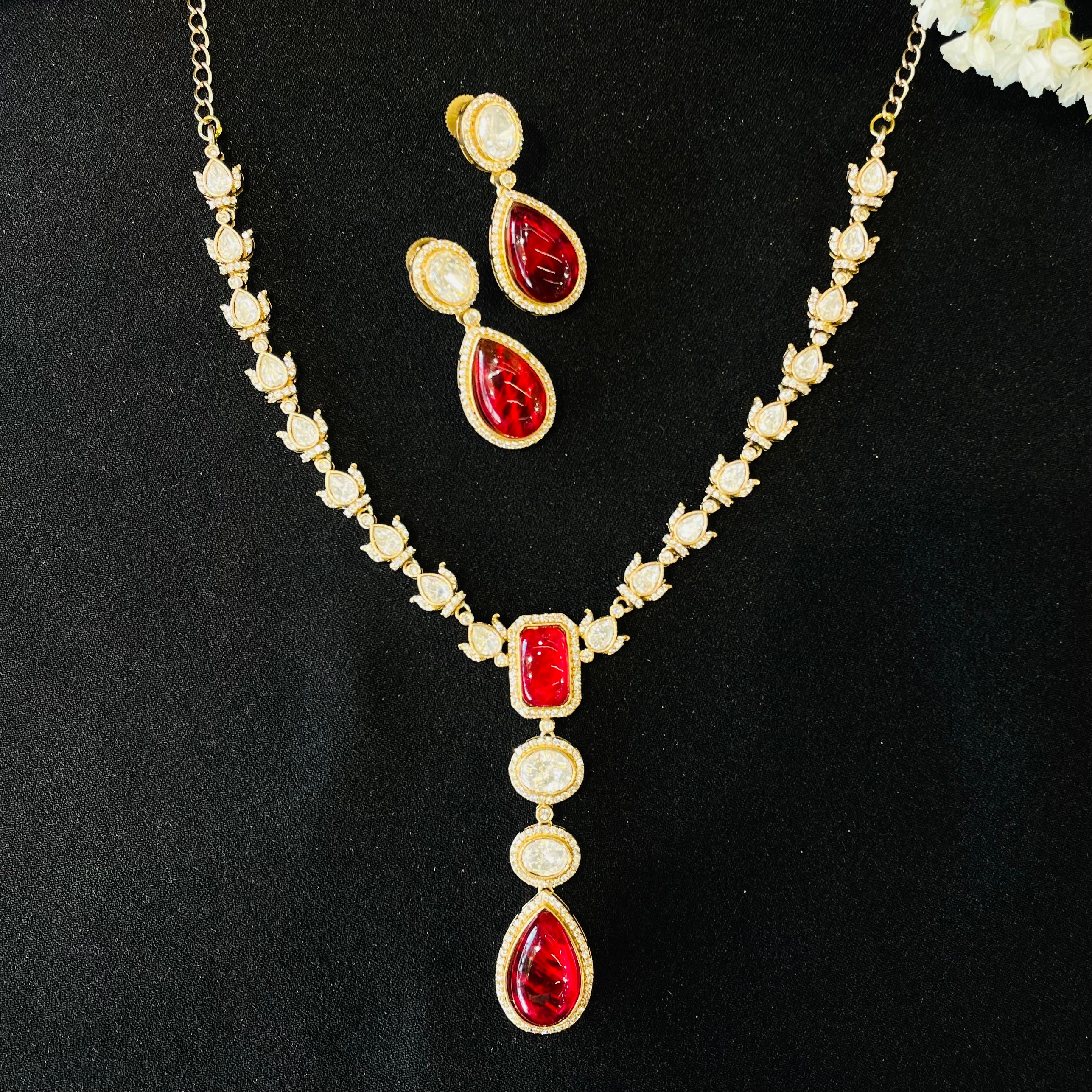 Nayaab Avni Polki Neckpiece