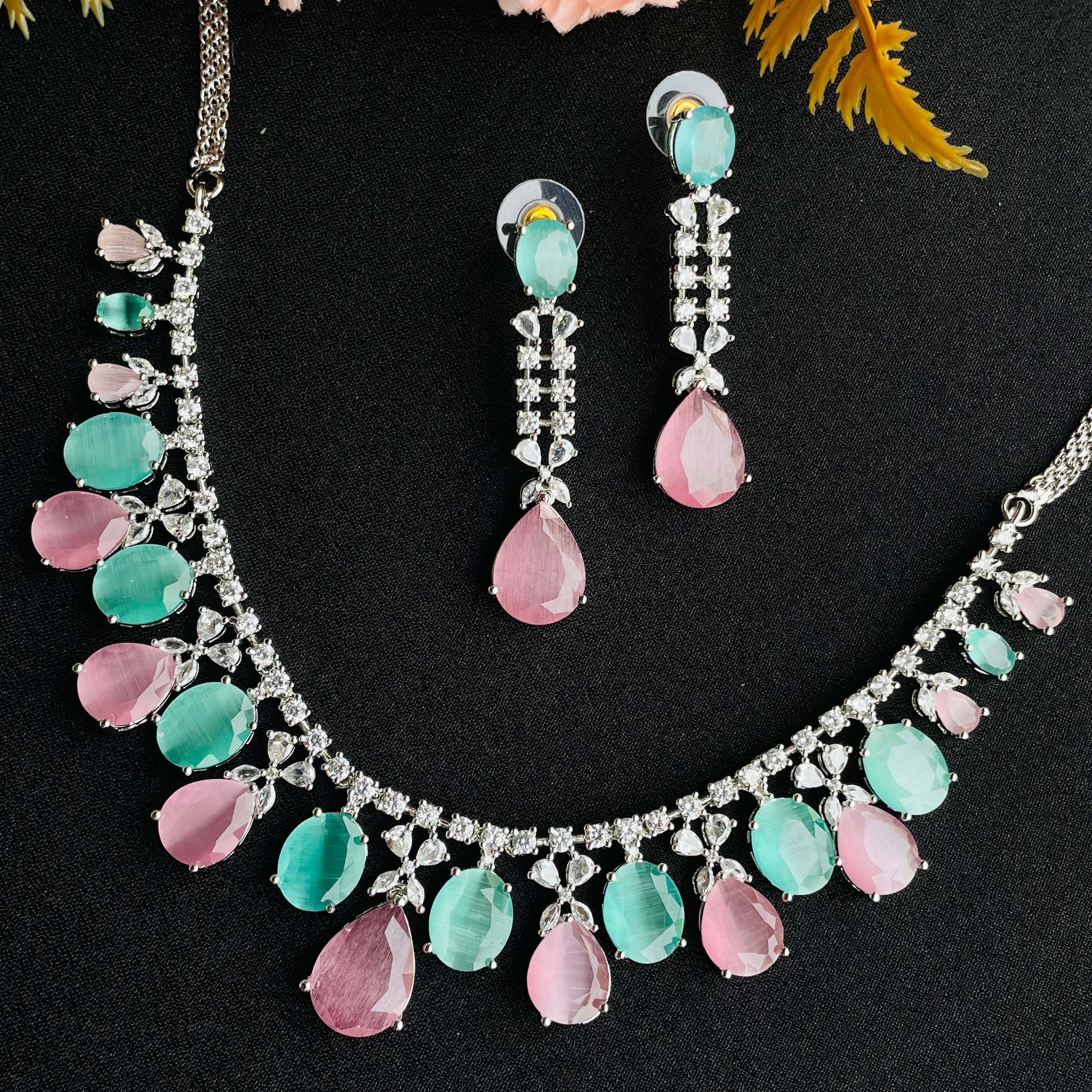 Ad Hazel Neckpiece