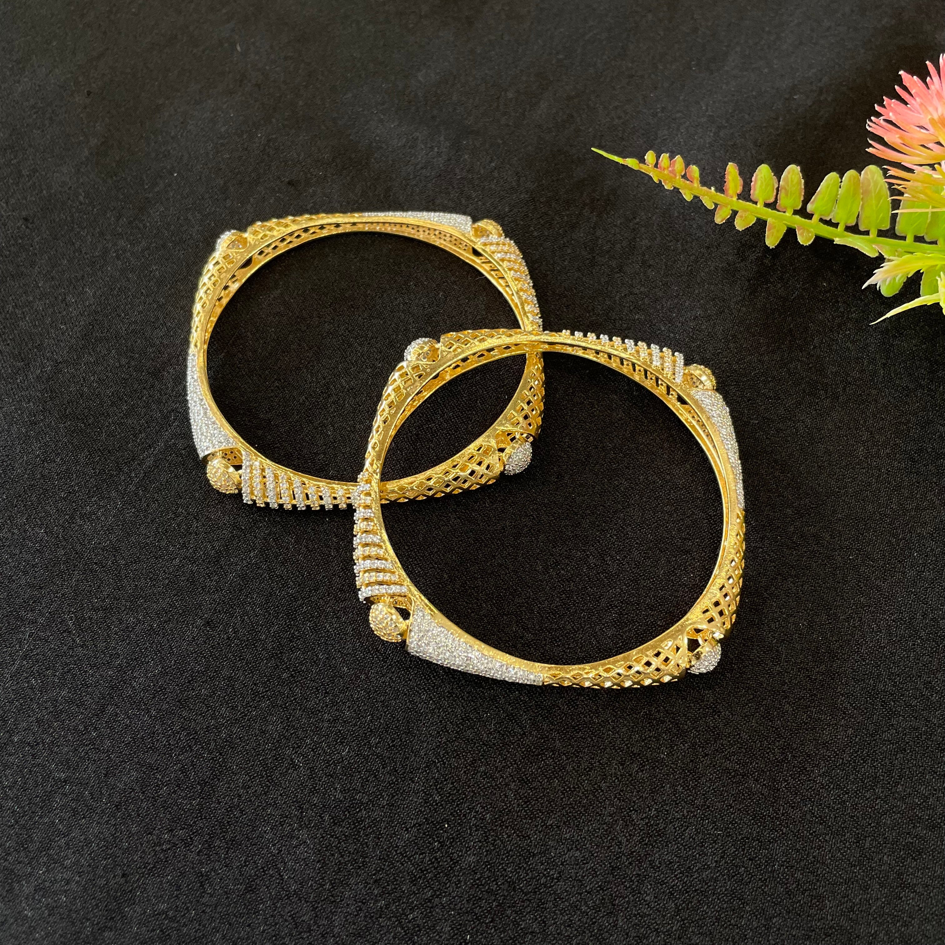 AD Kiyana Bangles