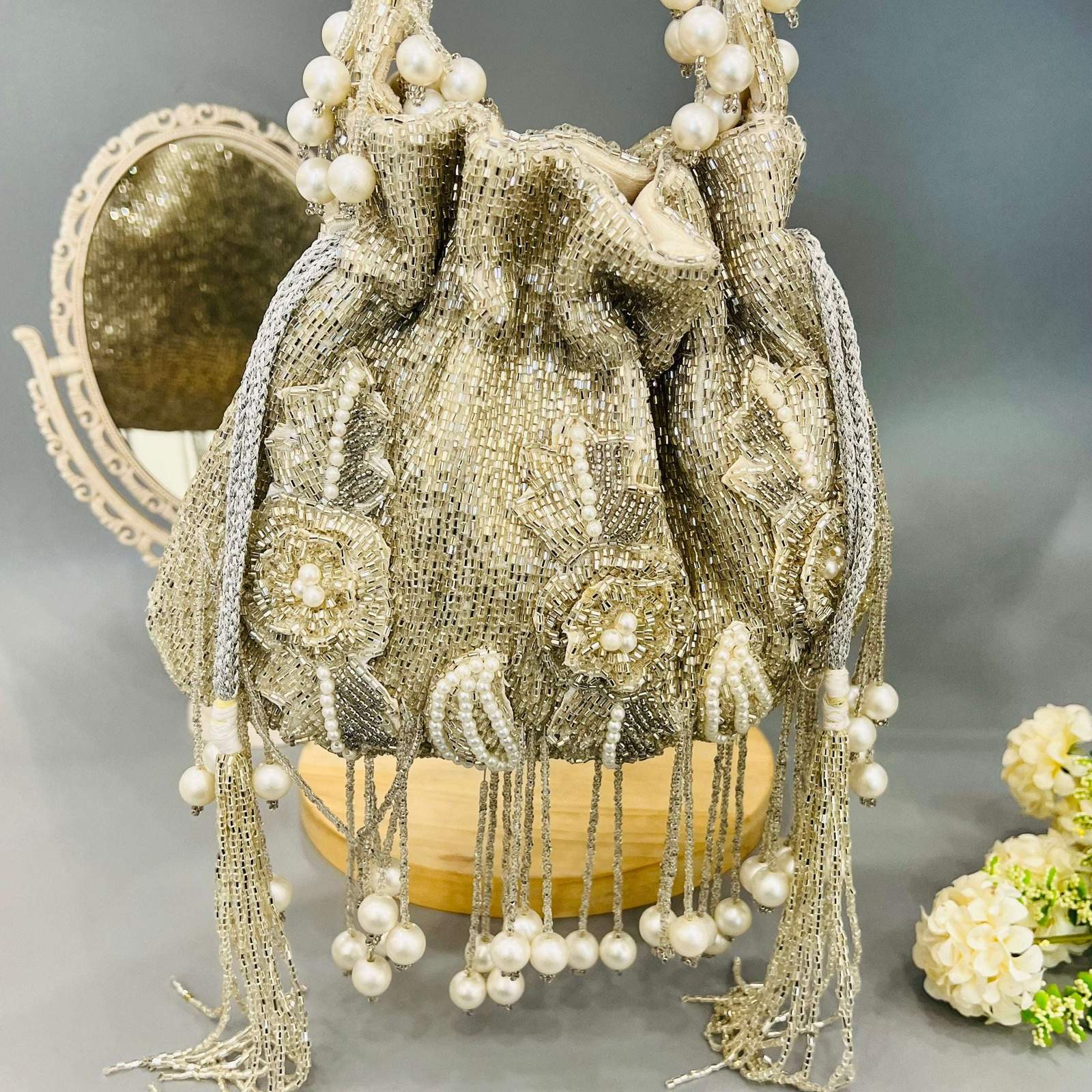 Vs Silver Flower Potli