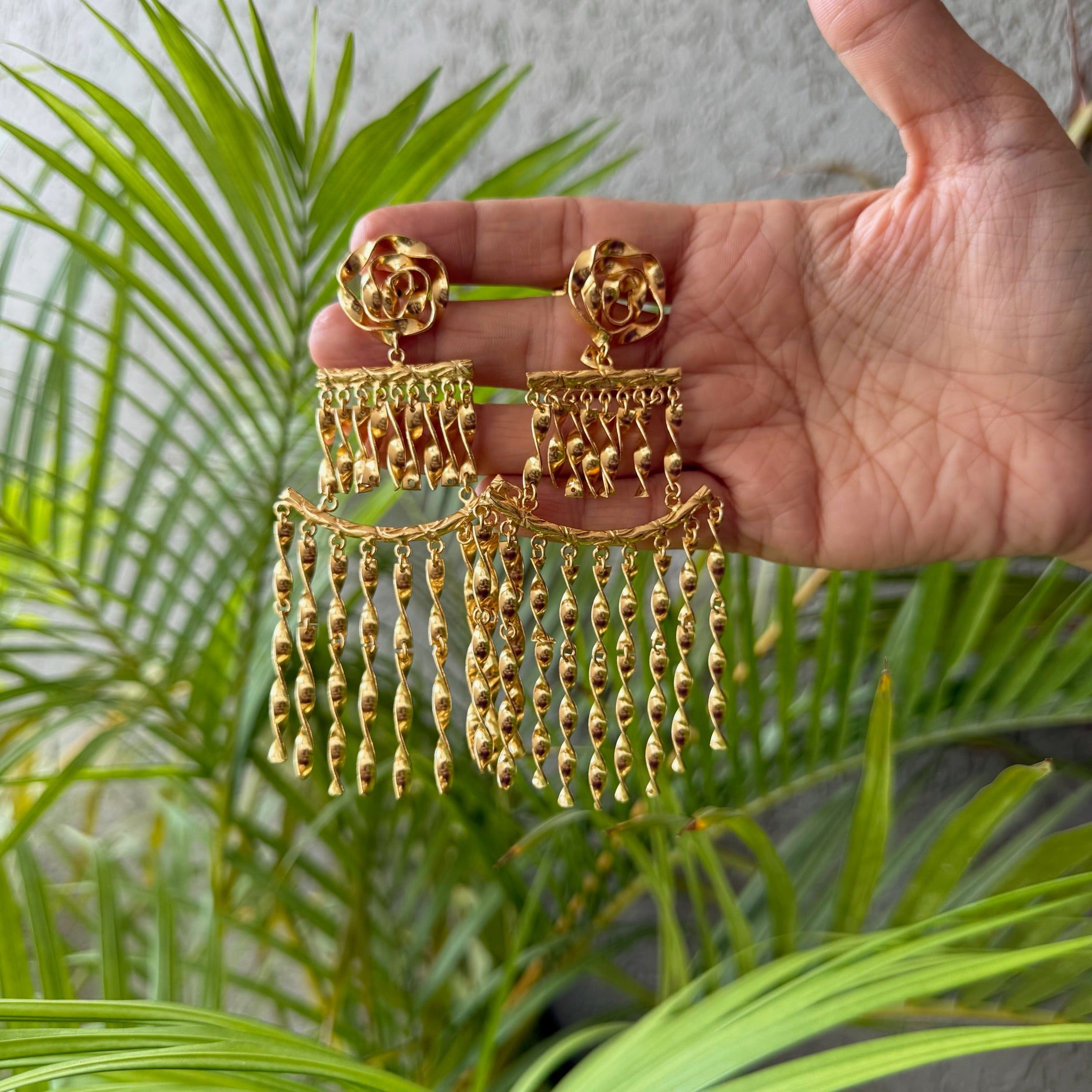Nayaab Aarna Earrings