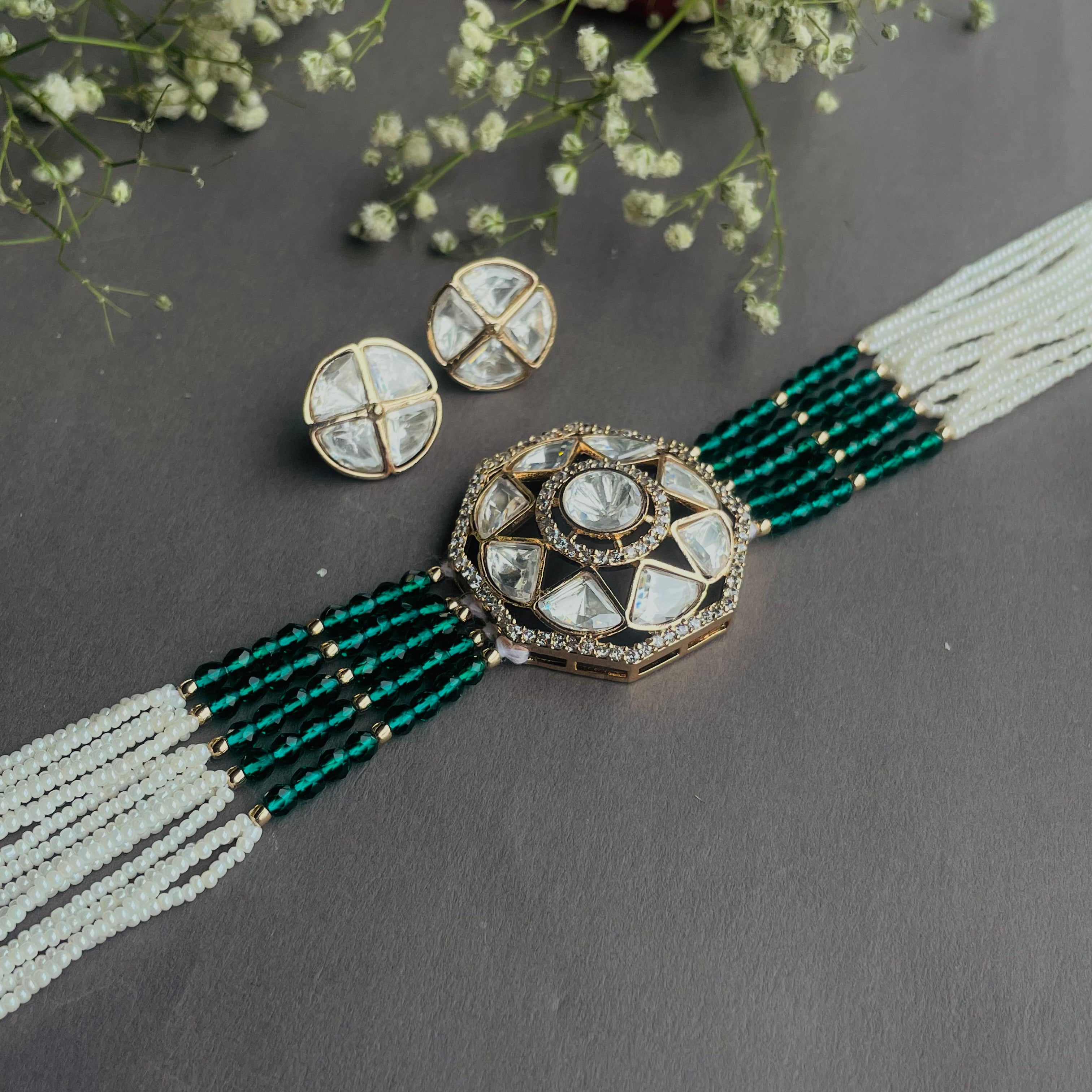 Nayaab Riya choker