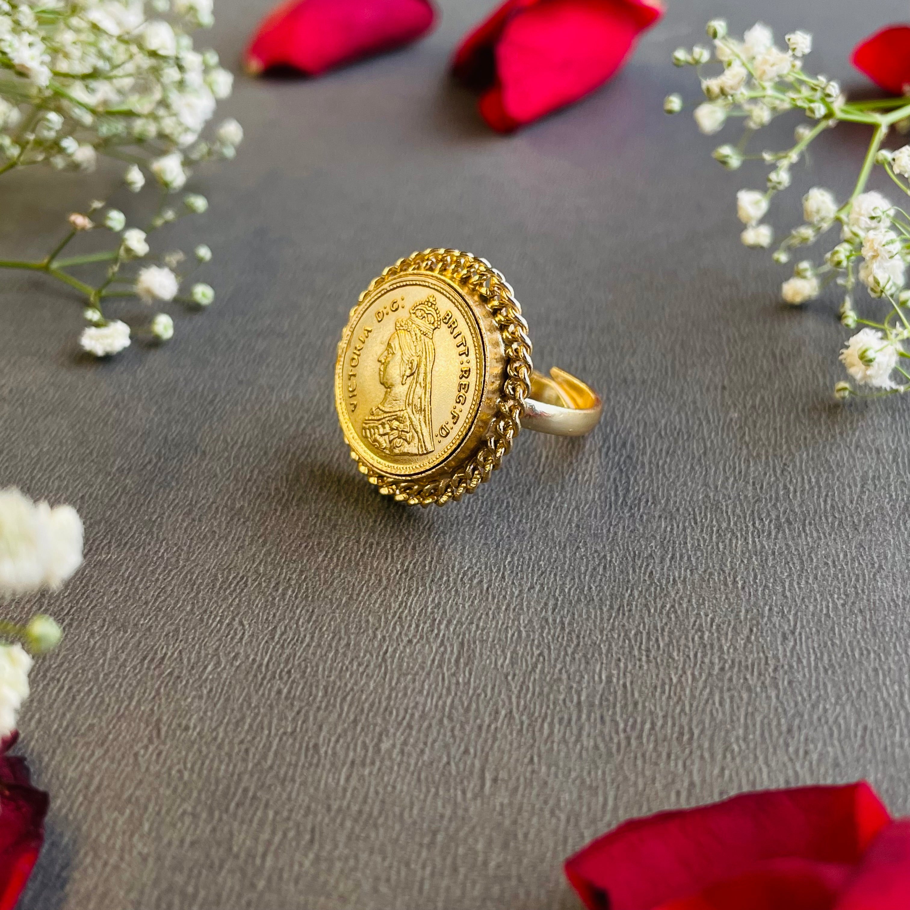Nayaab kiara adjustable ring