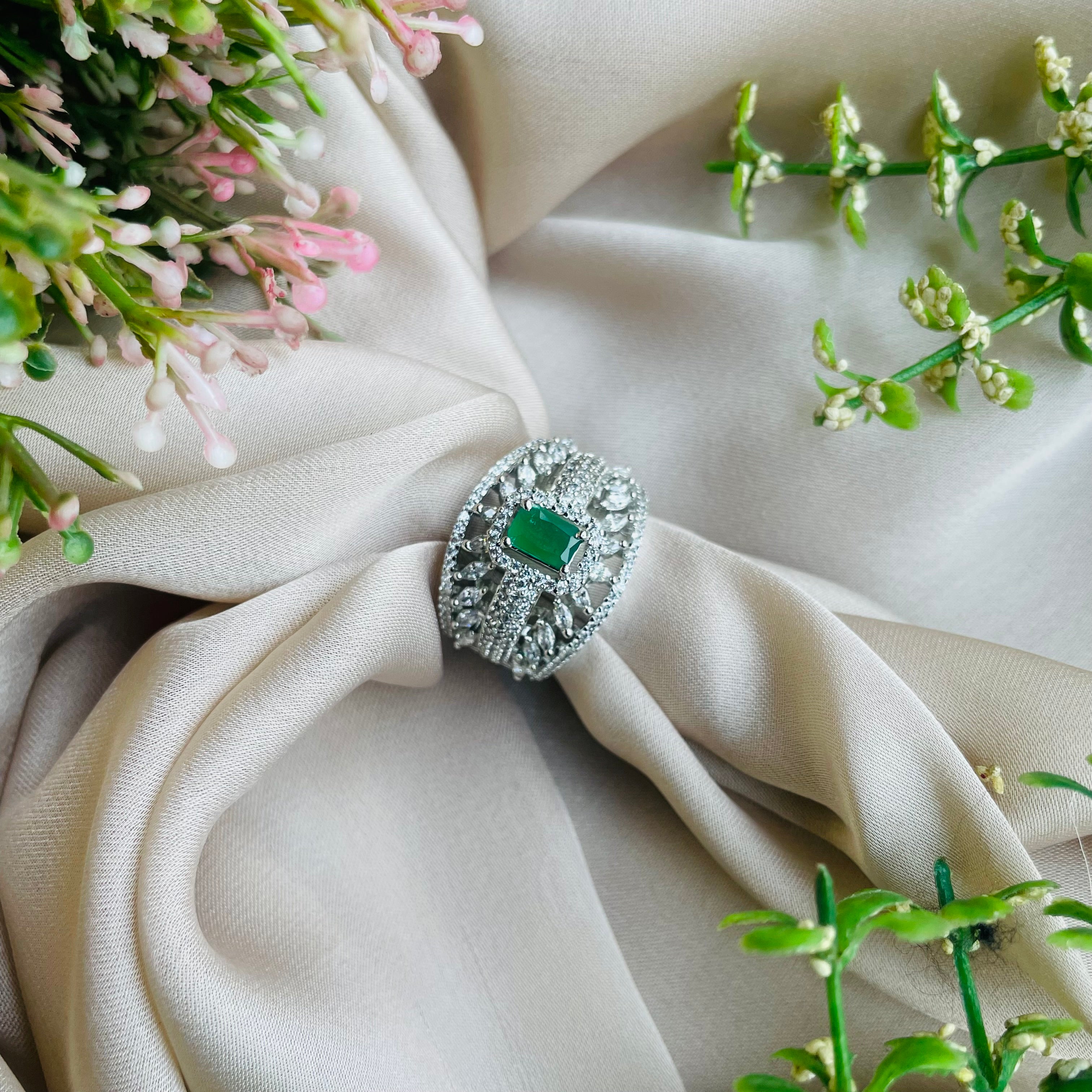 Ad Grace ring adjustable