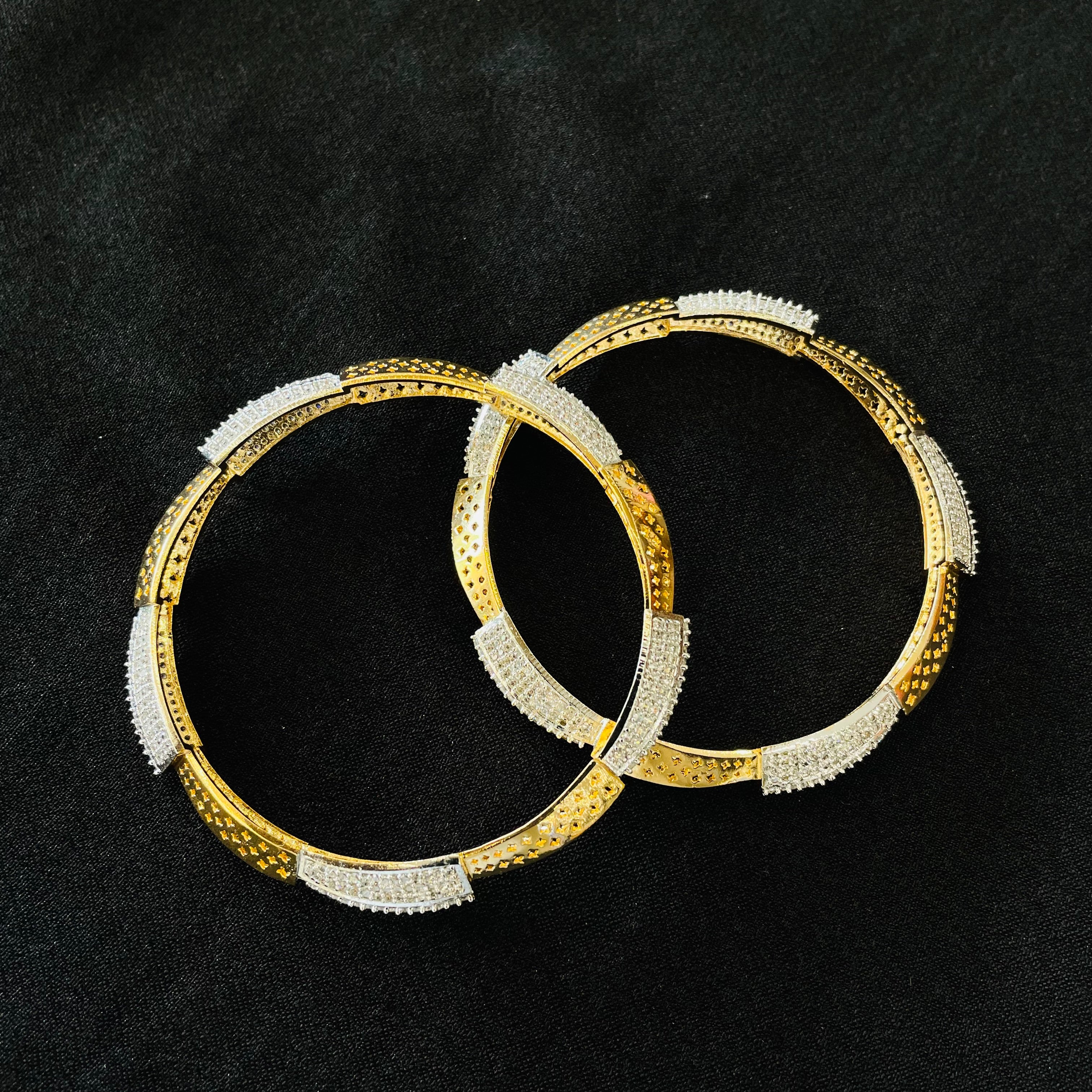 AD Elina Bangles