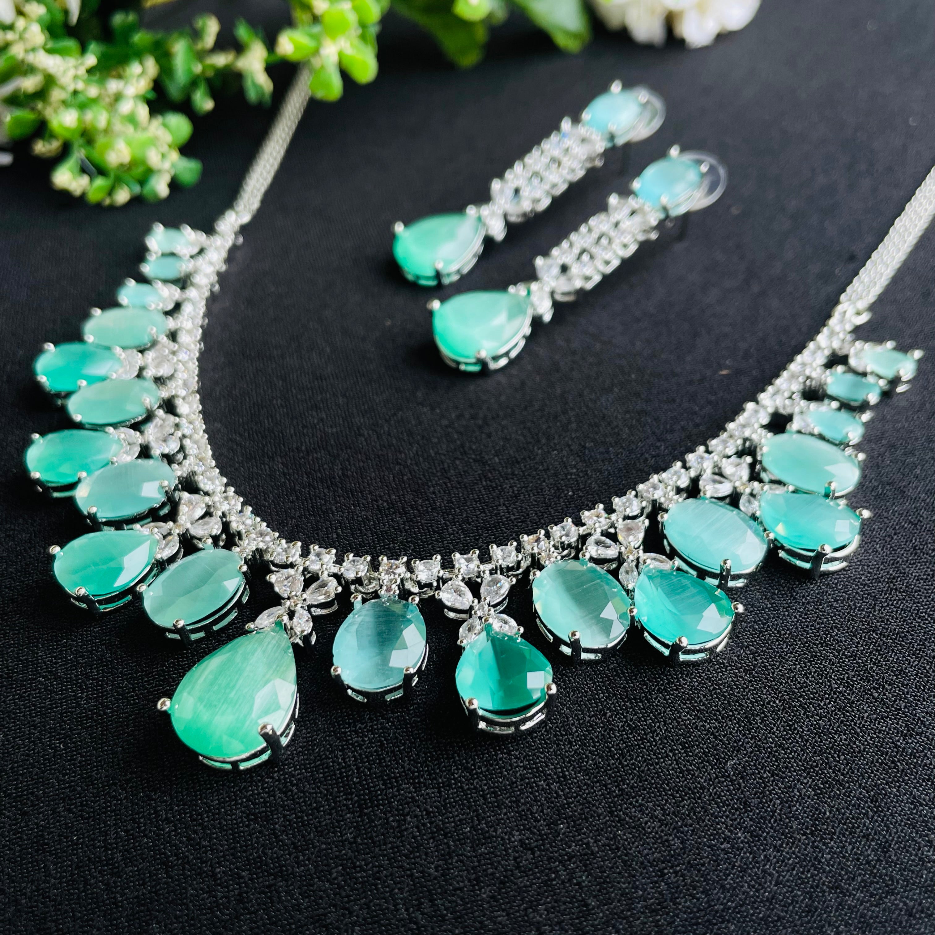 Ad Hazel Neckpiece