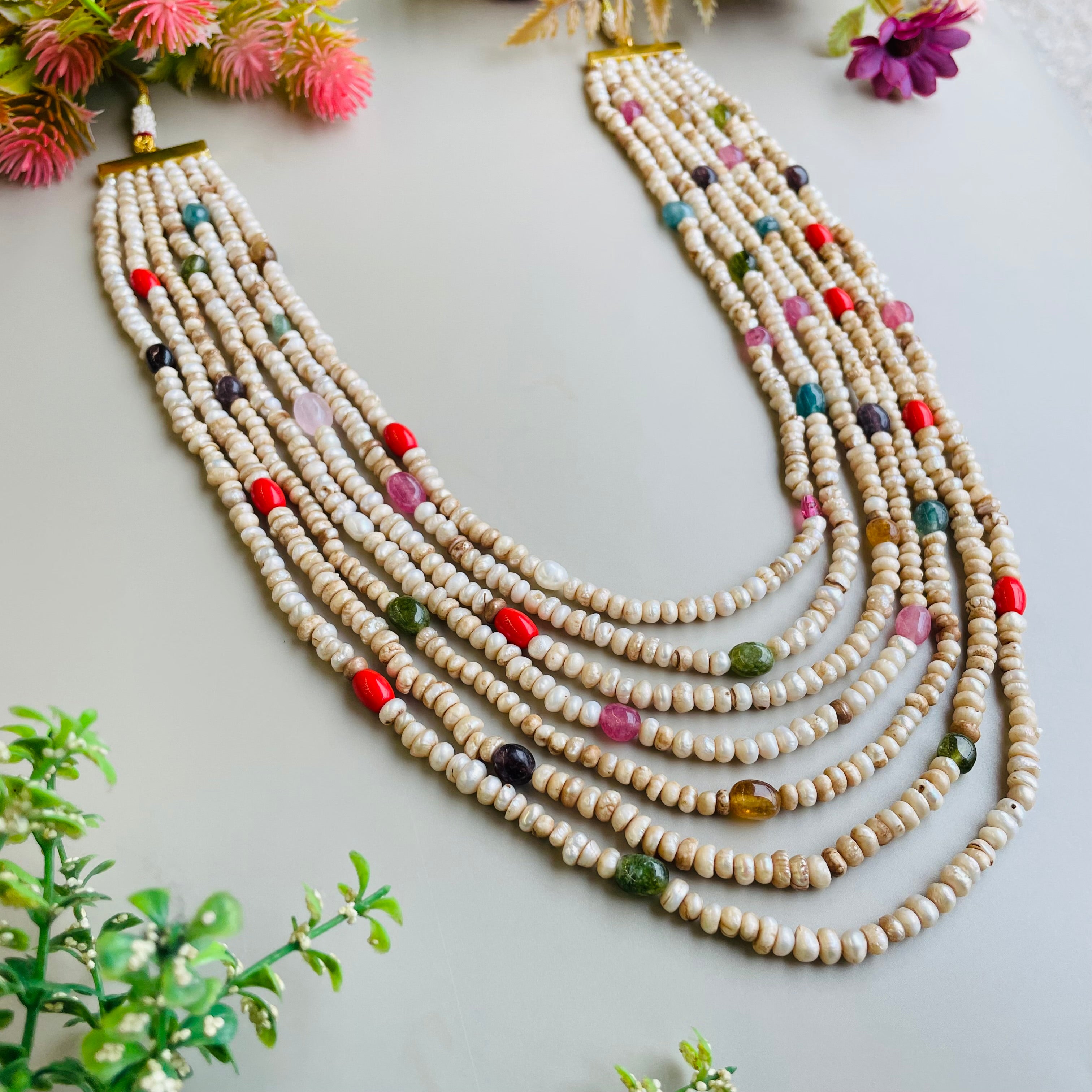 Nayaab Aashi neackpiece