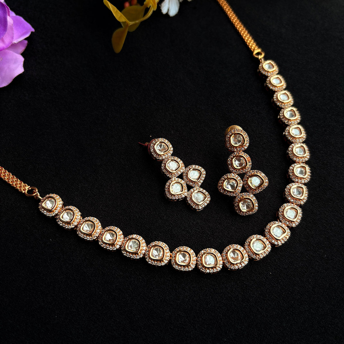 Aarvika Noor Neckpiece