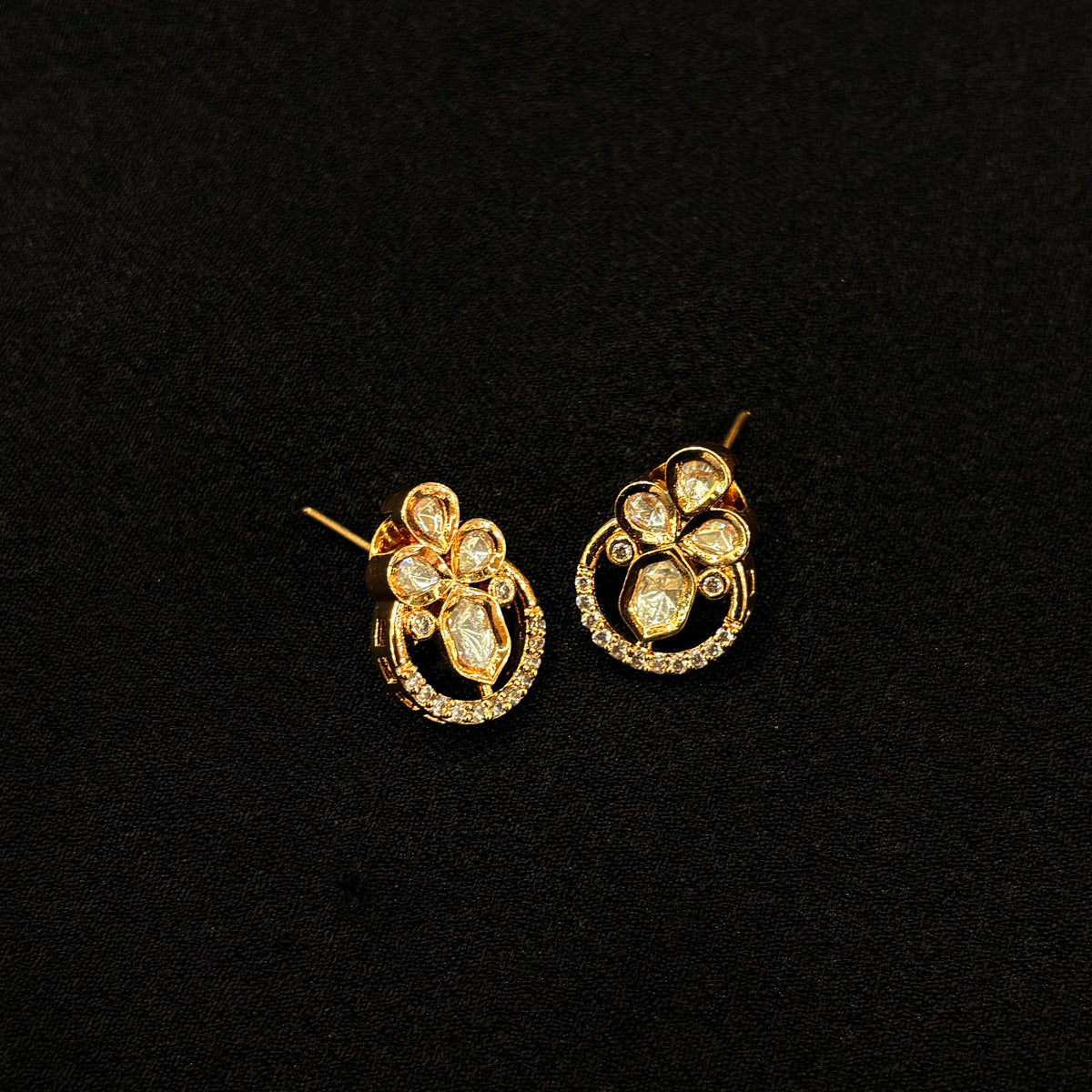 Aarohi Noor Pendant Set