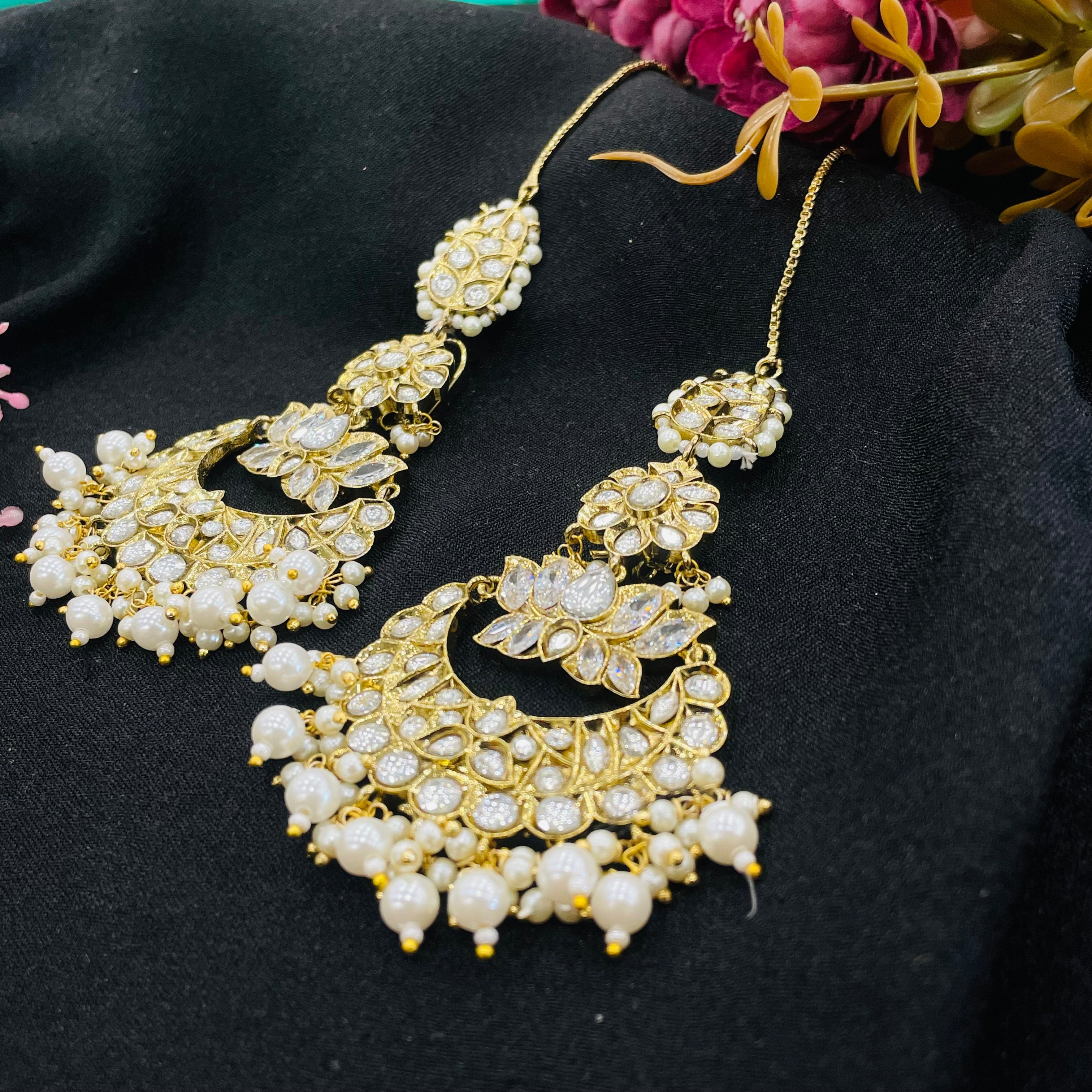 Nayaab Akansha Earrings