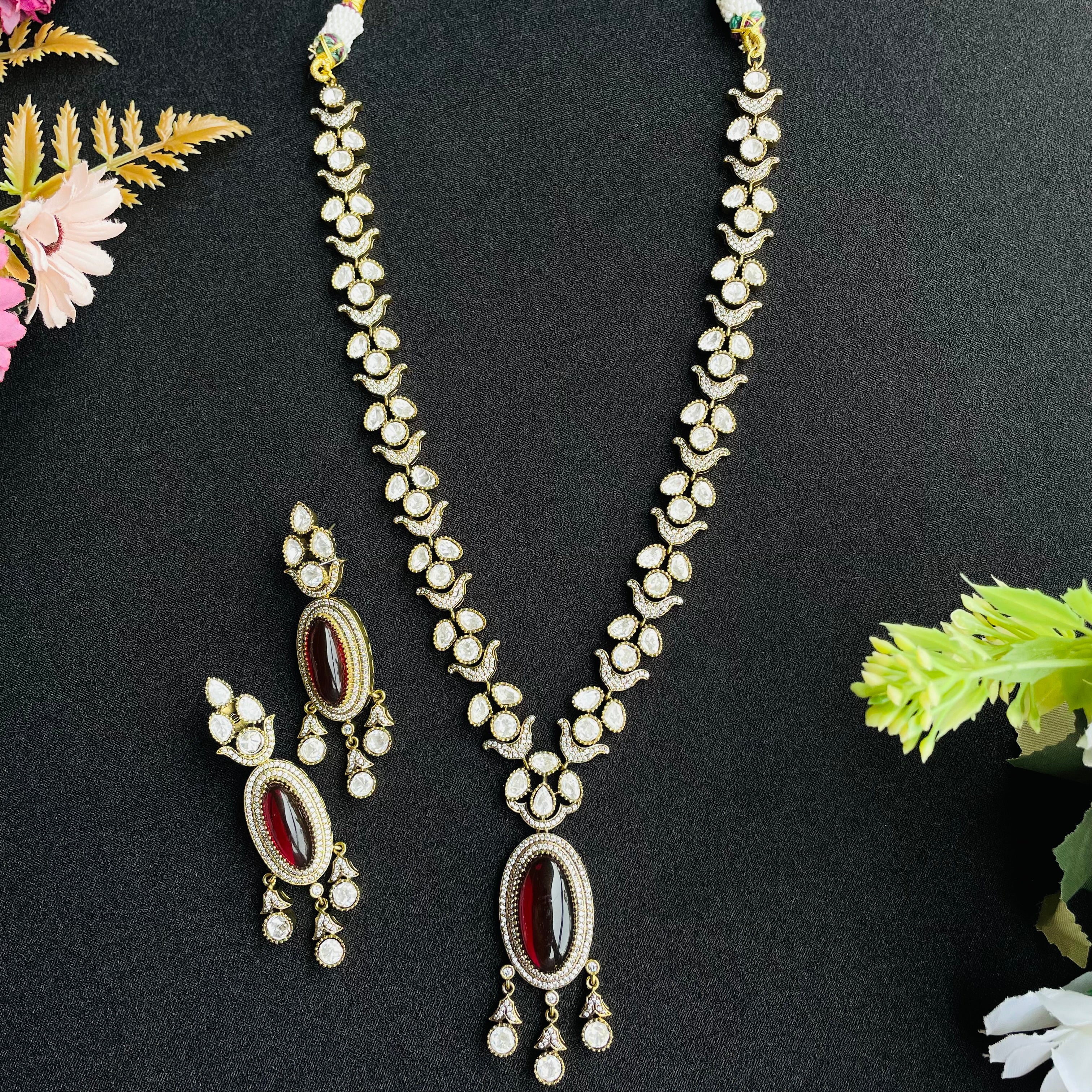 Nayaab Inaya Polki Neckpiece