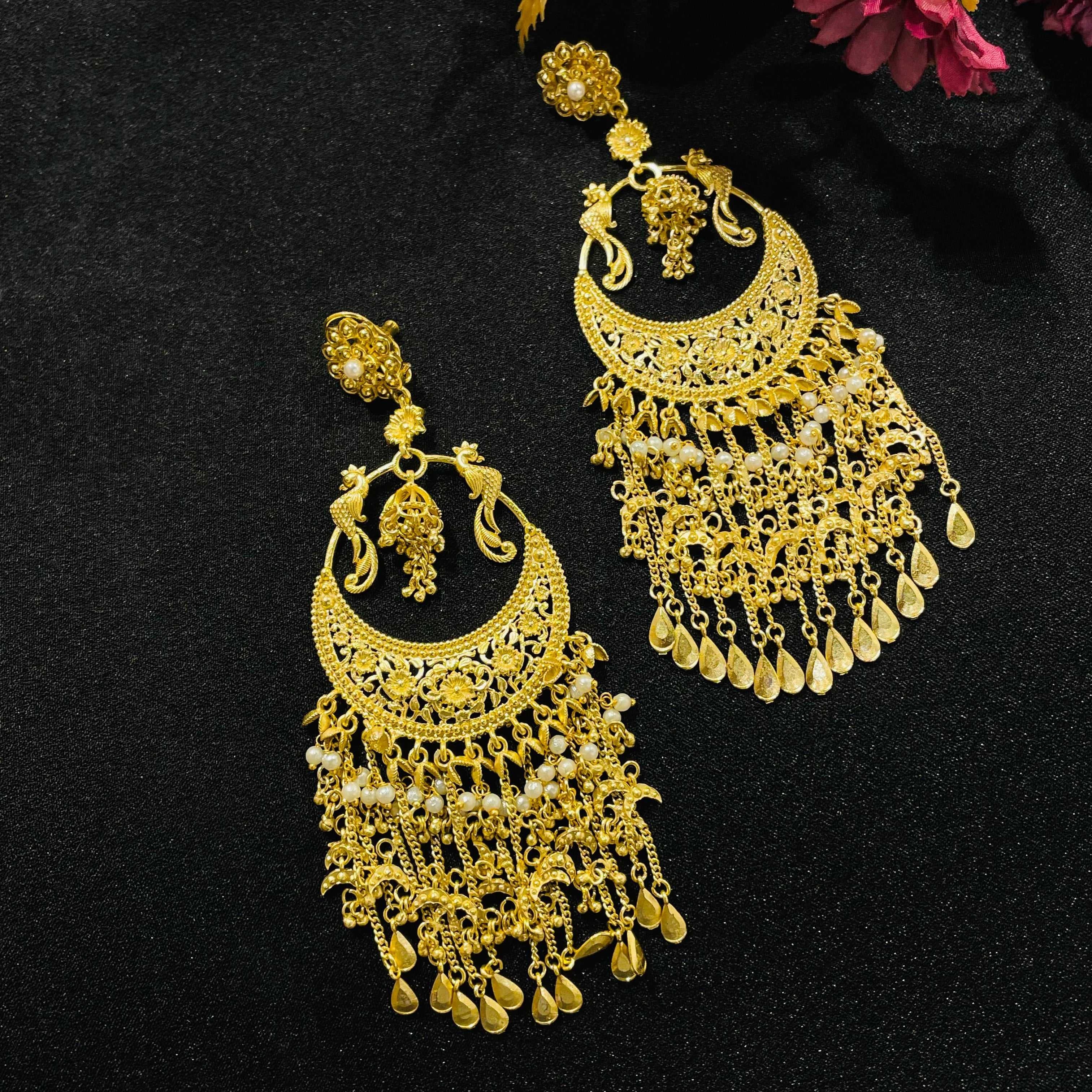 Nayaab Kareena Earrings