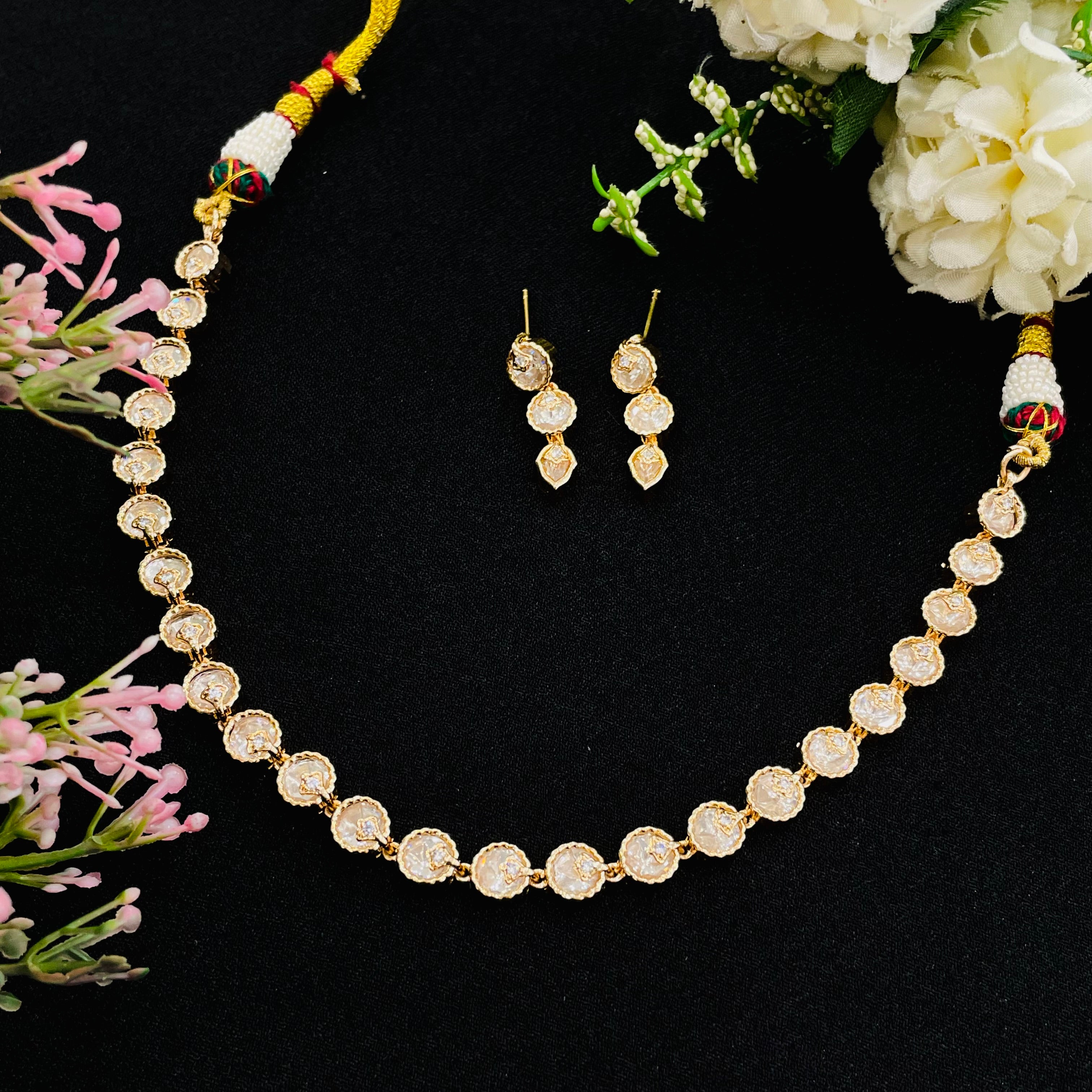 Nayaab Anshi Neckpiece