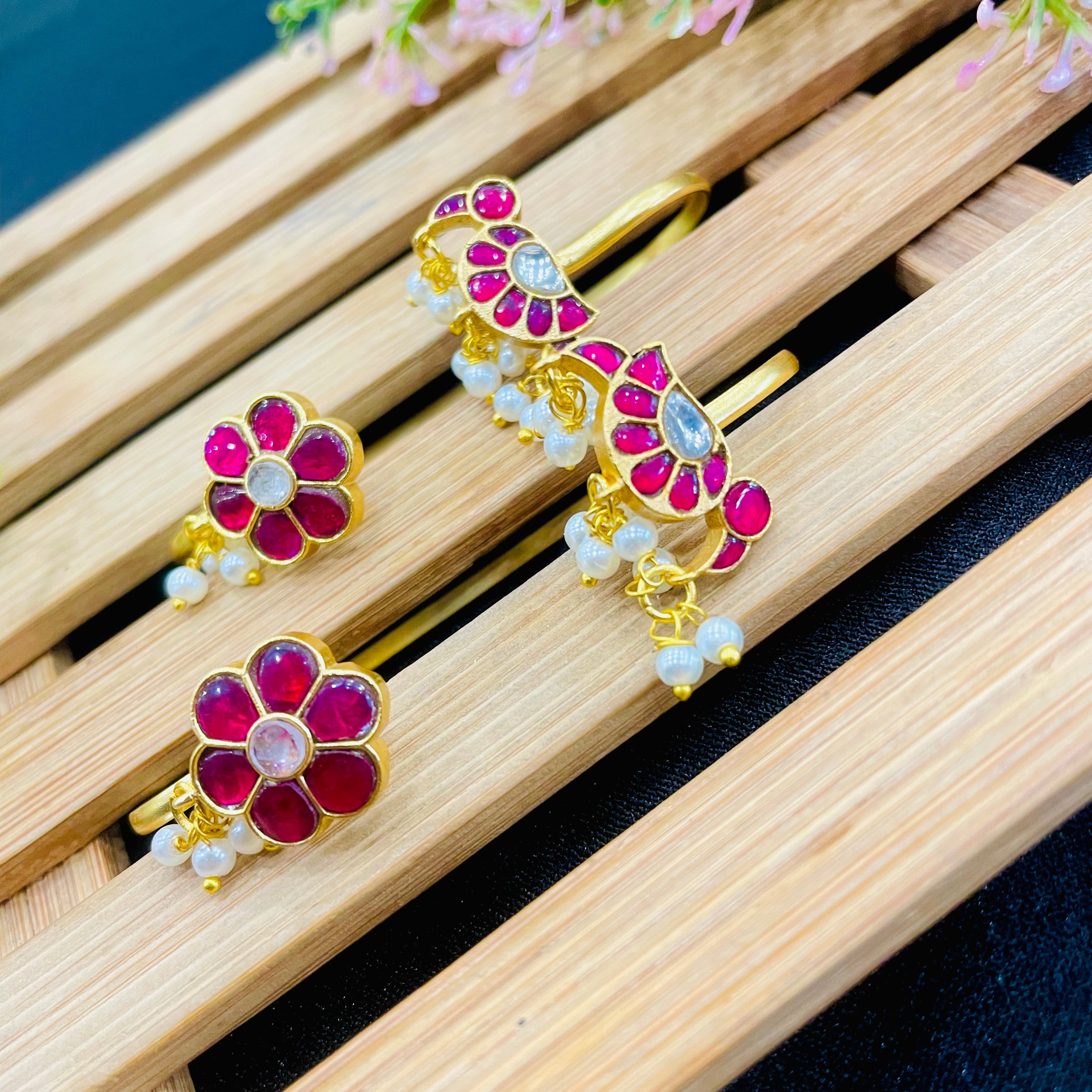 Nayaab Minakshi Earcuff