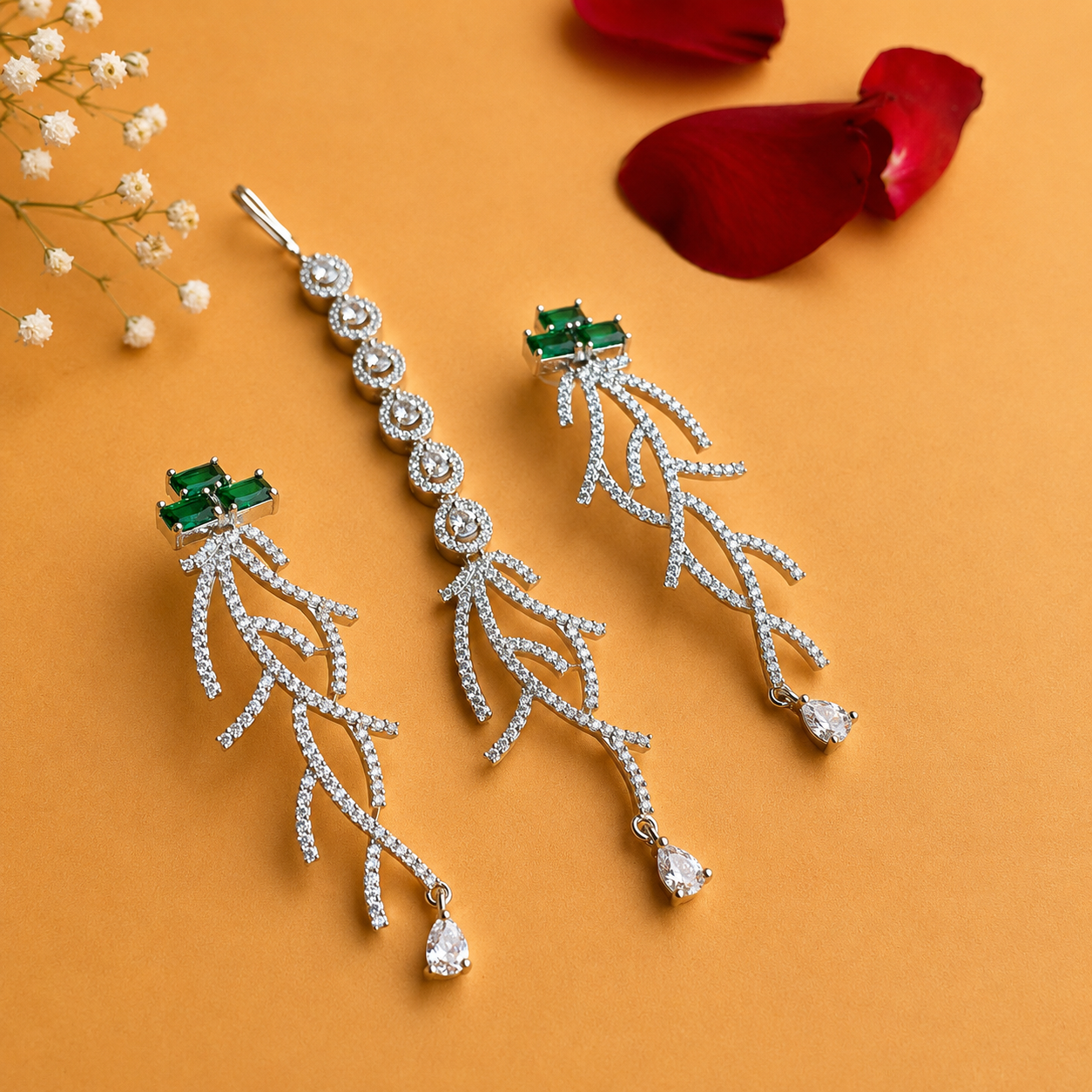 Ad Lacey choker