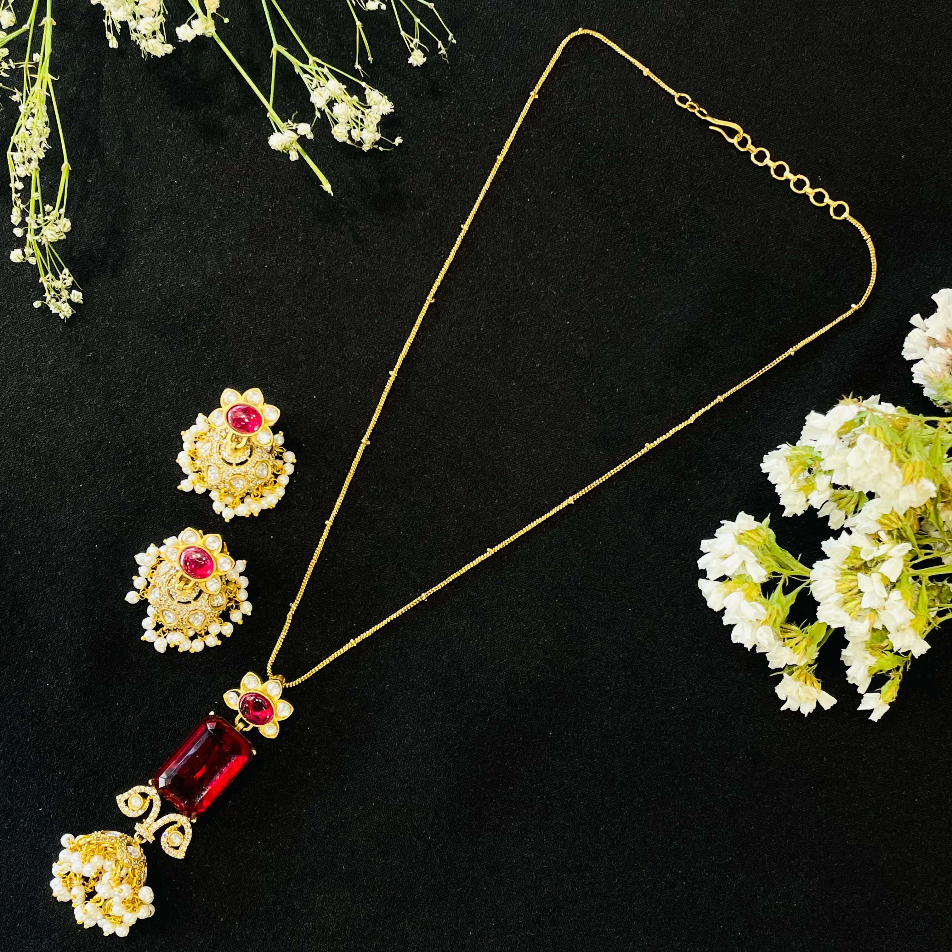 Nayaab jhumki Neckpiece