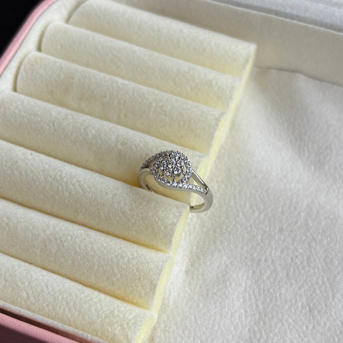 Vamika Ring