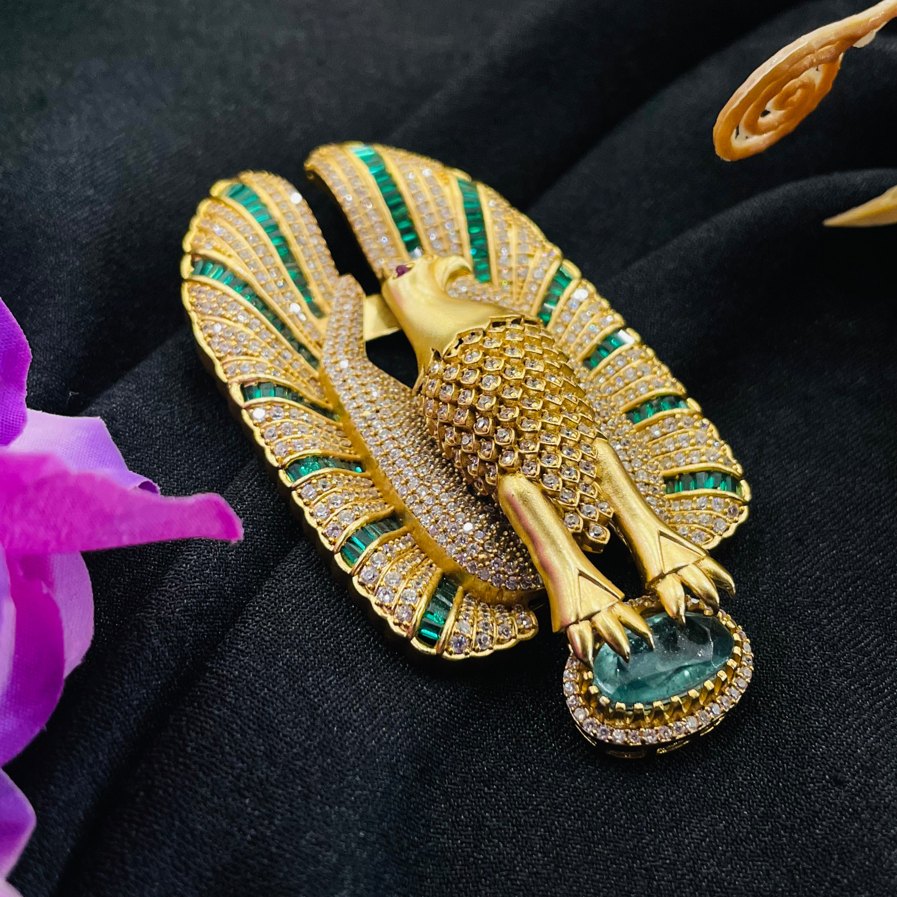 Nayaab Ishana brooch