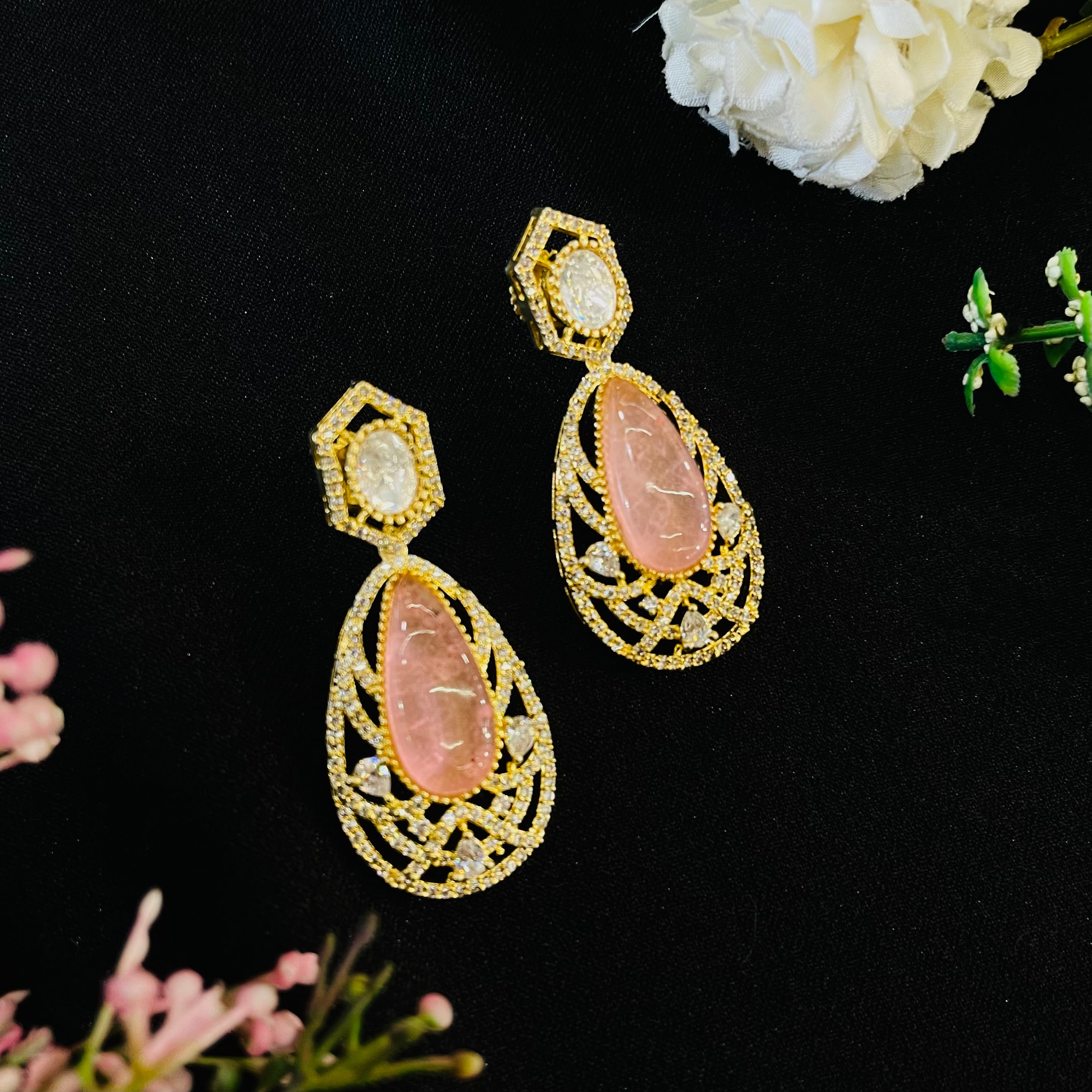 Nayaab Kasvi Earrings