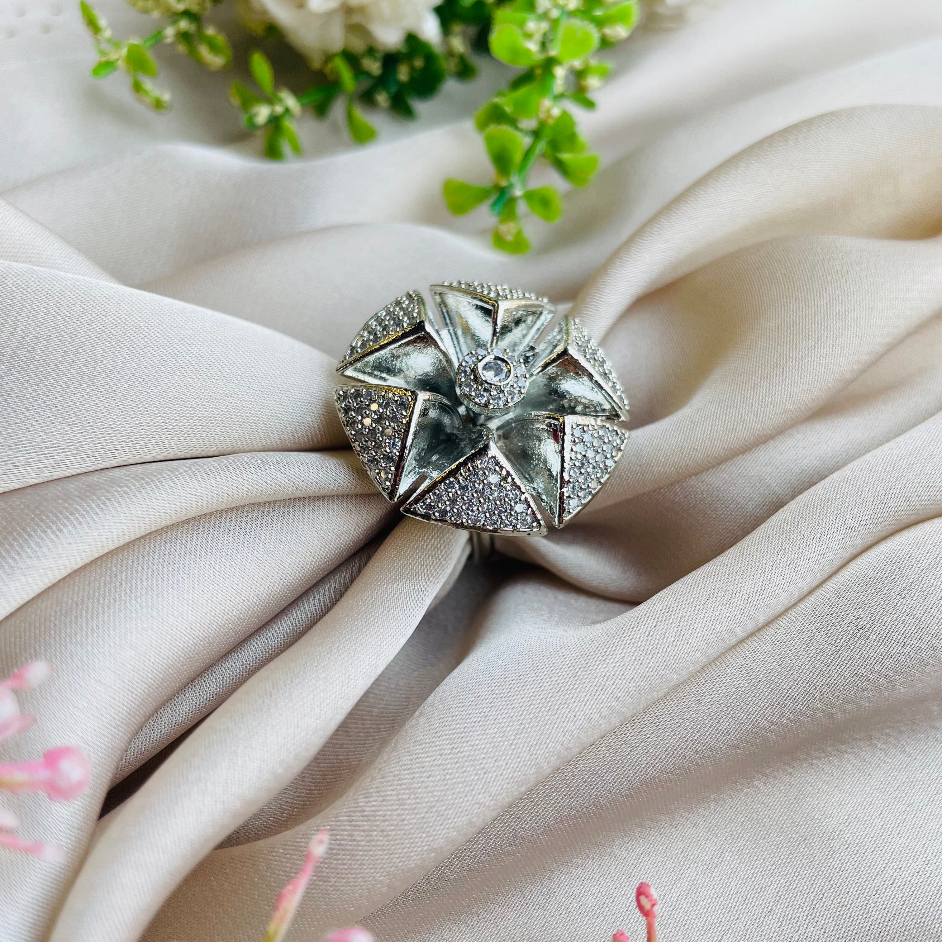 Ad Kayla Ring adjustable