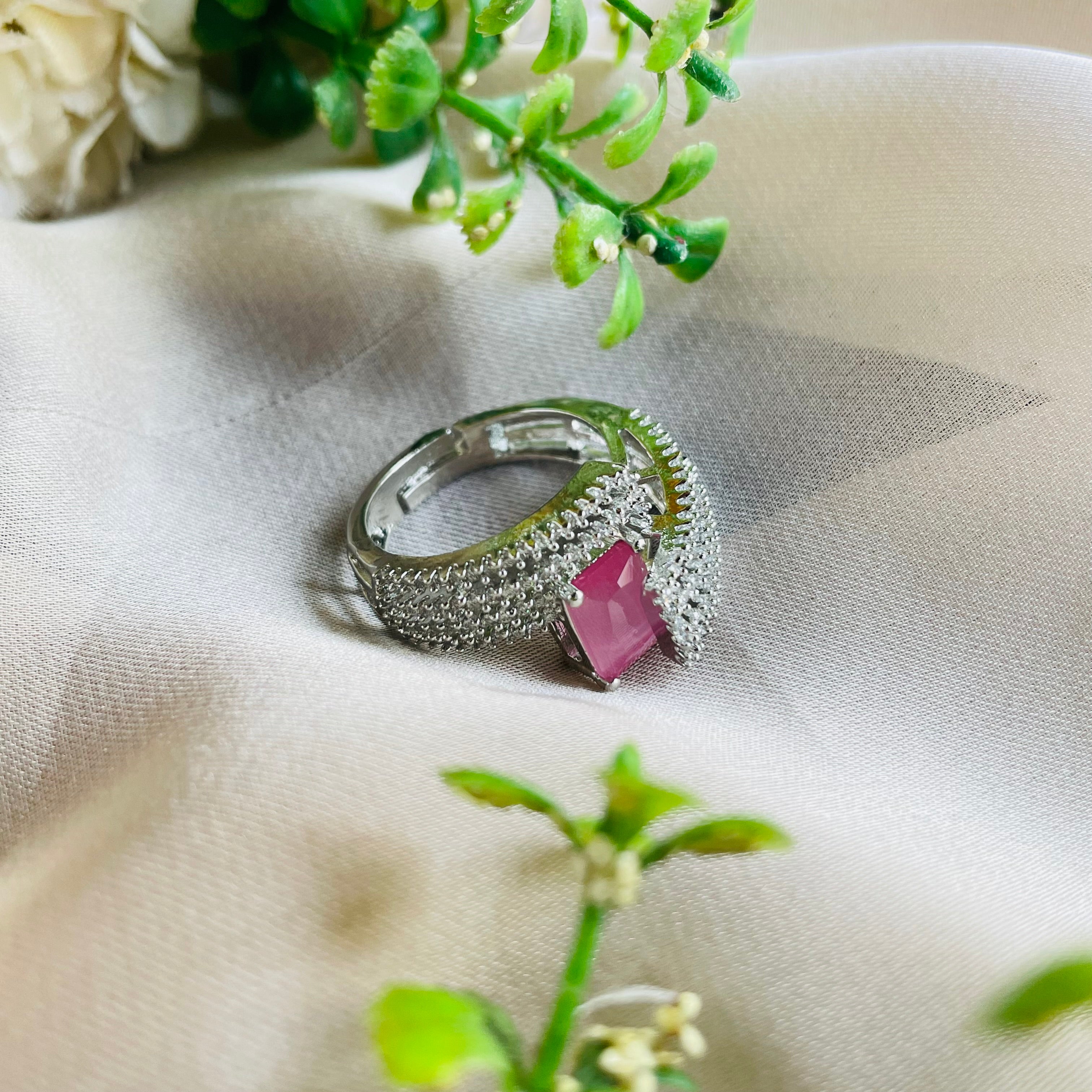 Ad Opal ring adjustable